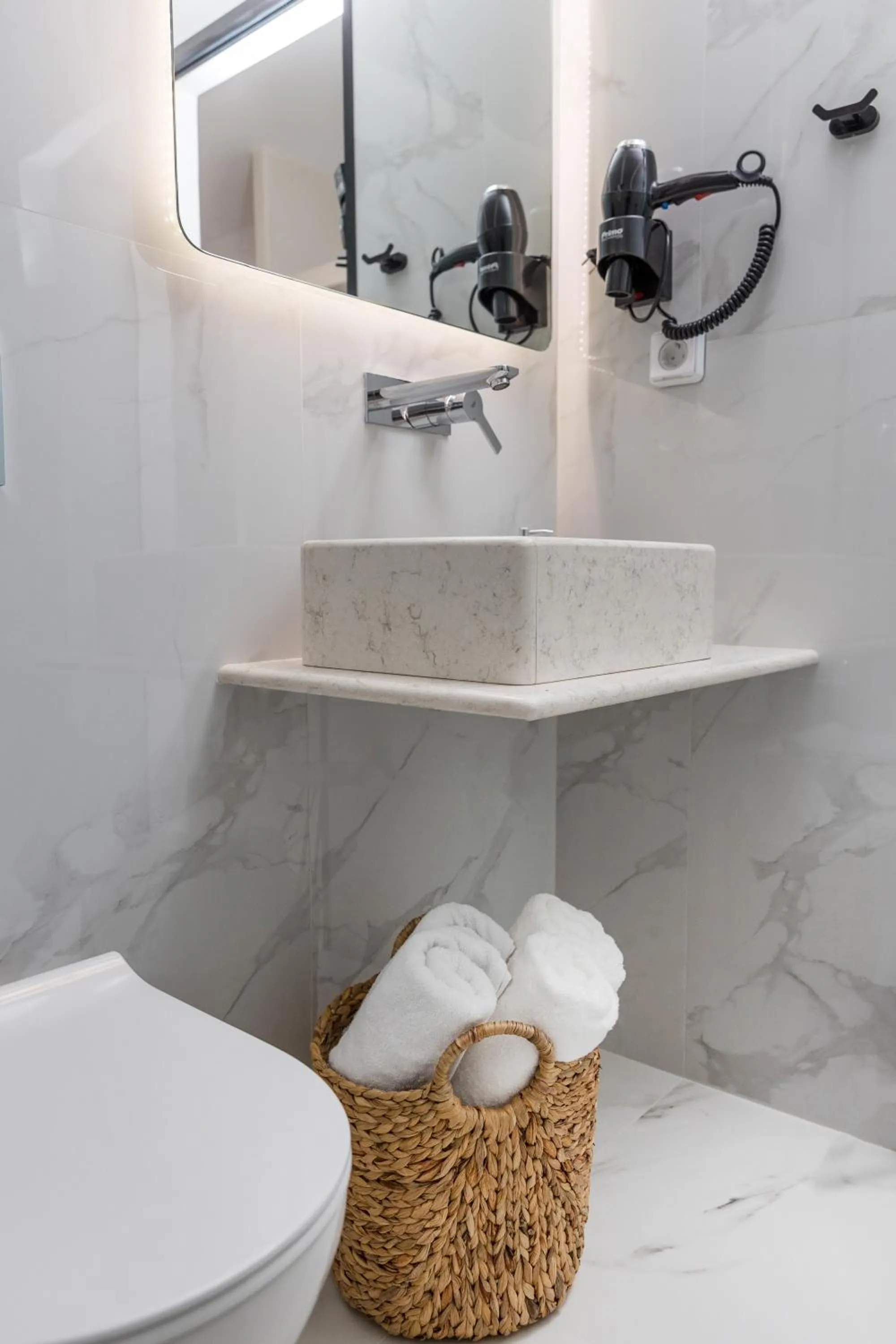 Bathroom in Alenor City Hotel