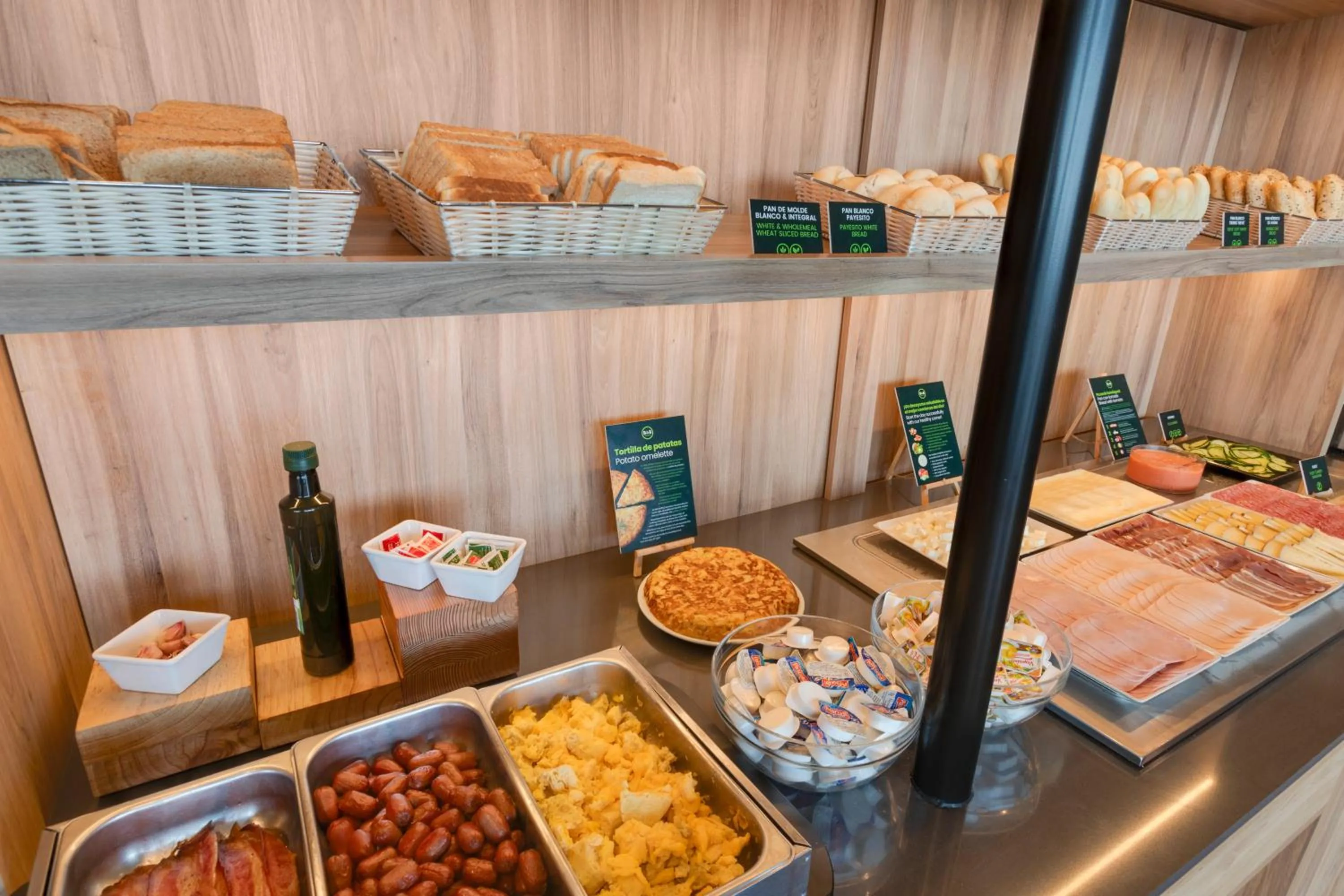 Buffet breakfast in B&B HOTEL Barcelona Viladecans