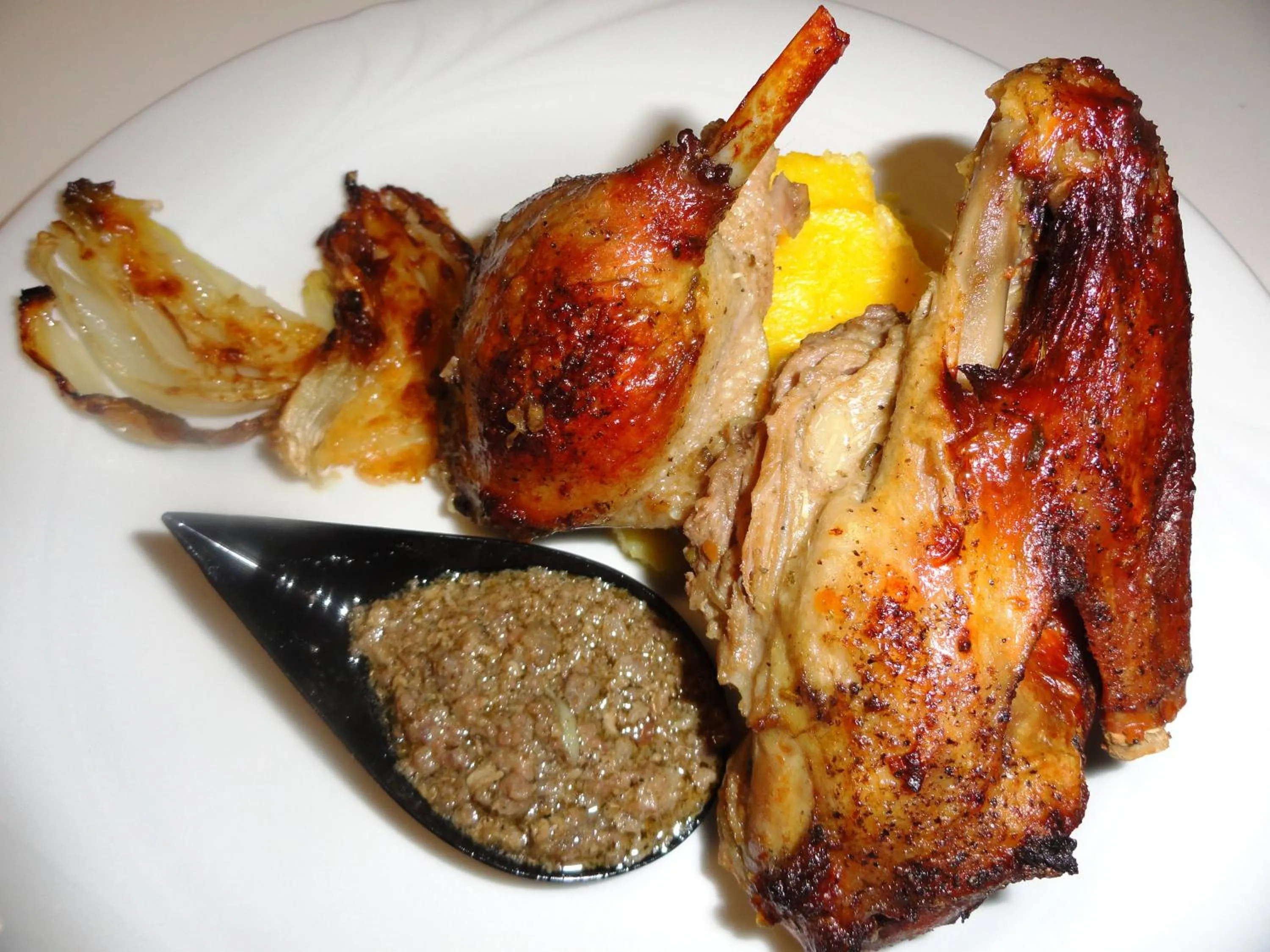 Restaurant/places to eat in Albergo Ristorante Fratte