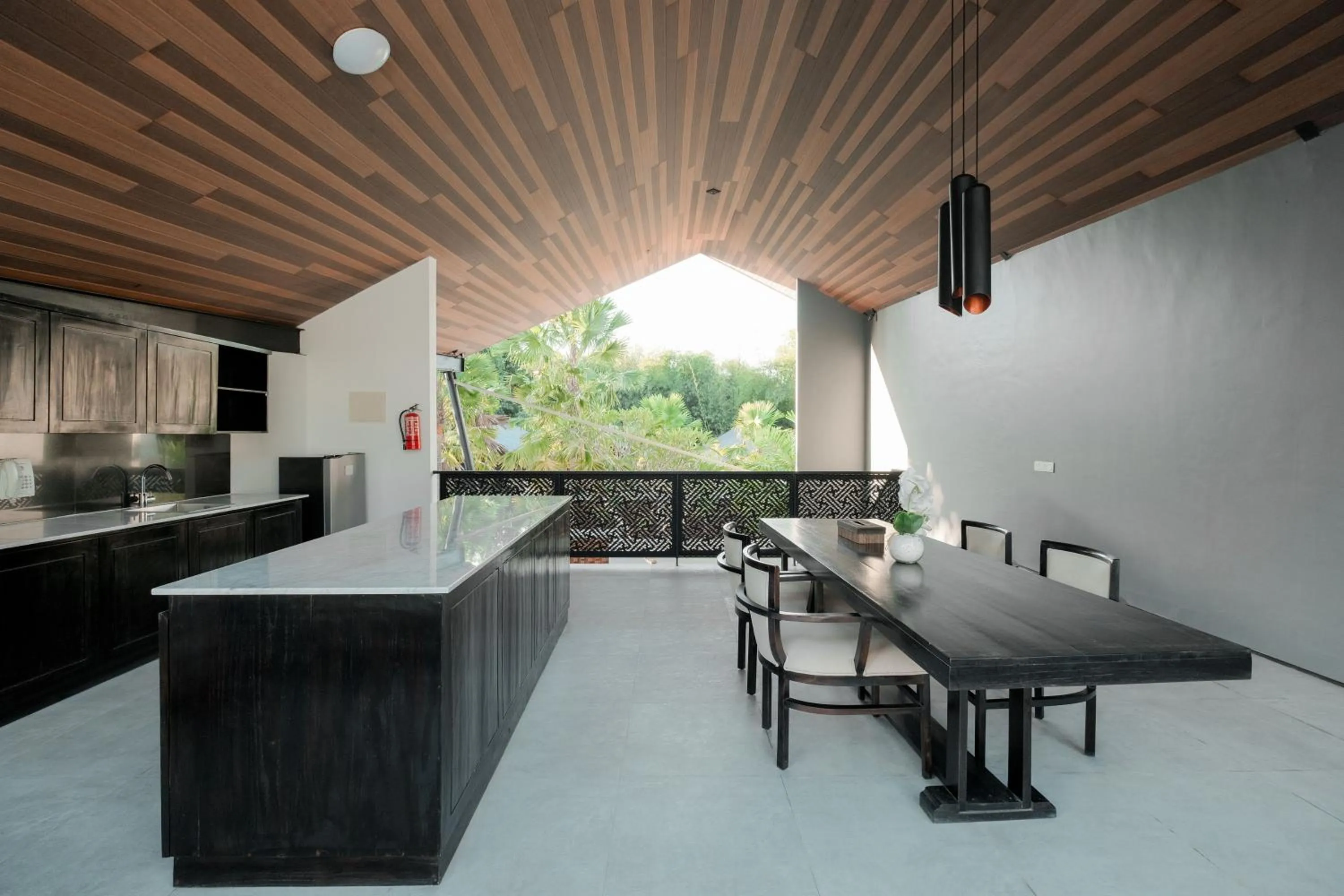 Kitchen or kitchenette in The Lavana Akatara Villa Nusa Dua