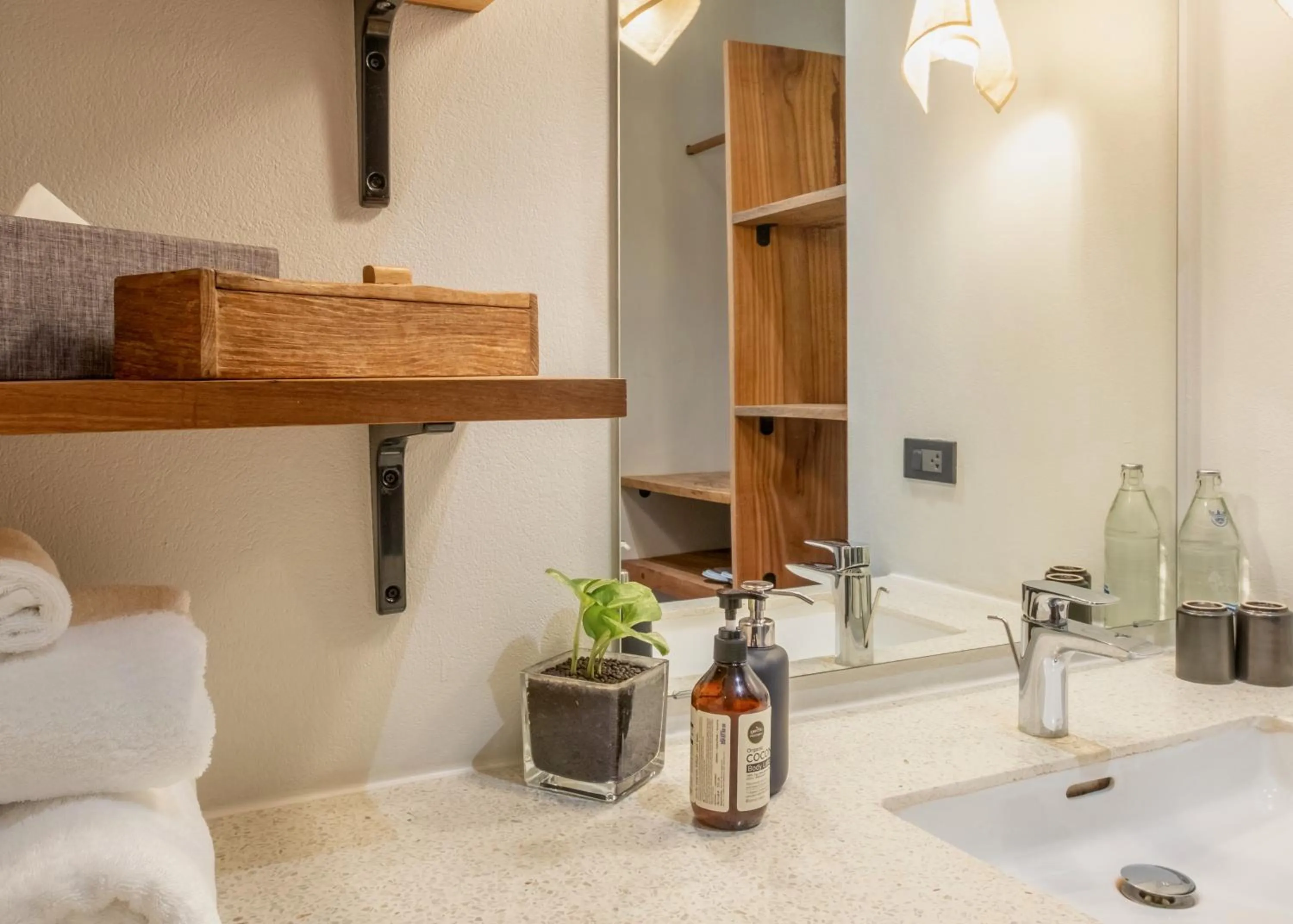 Bathroom in Coconut Lane Bangkok