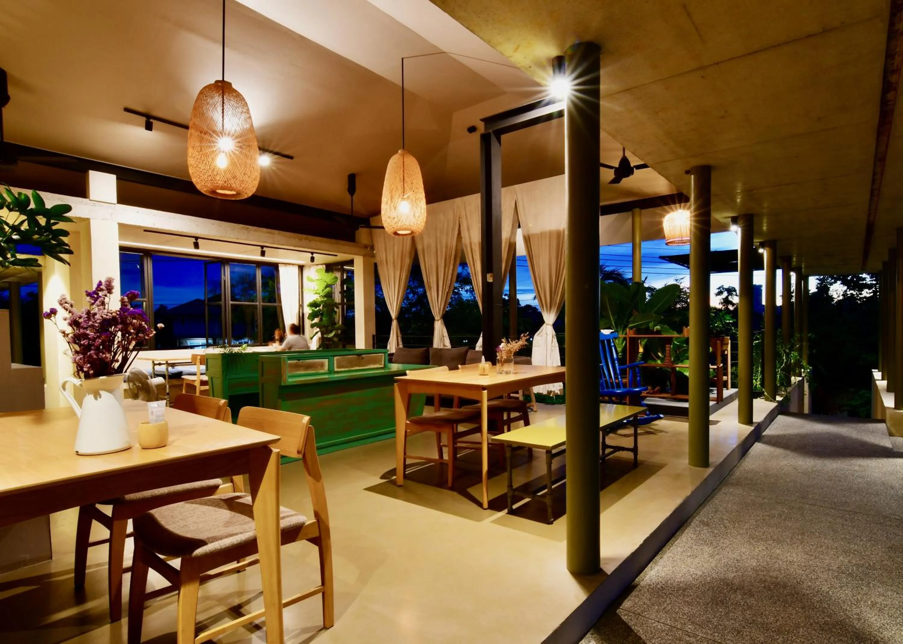 Restaurant/places to eat in Coconut Lane Bangkok