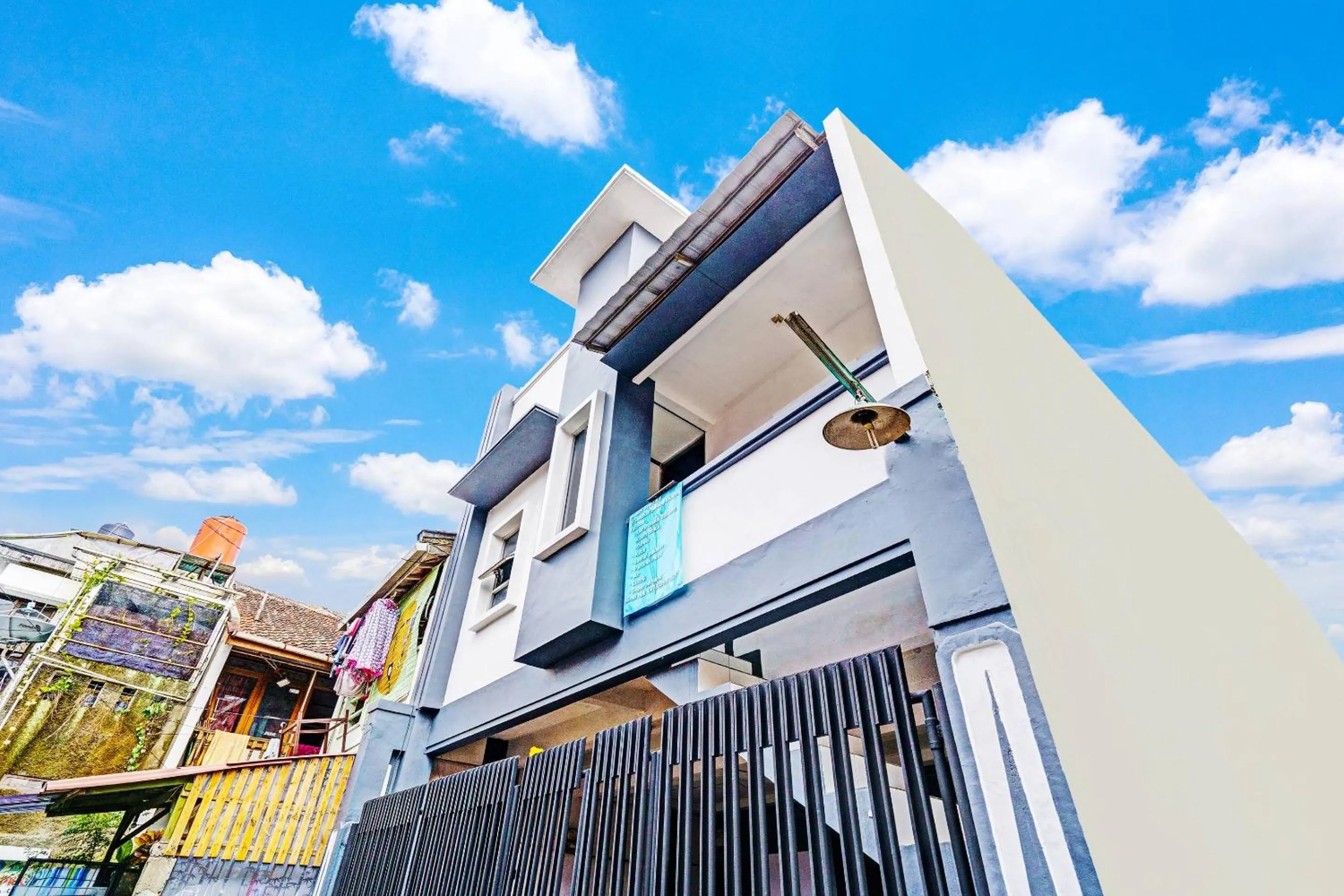 Facade/entrance in SPOT ON 91190 Pondok Bijaksana