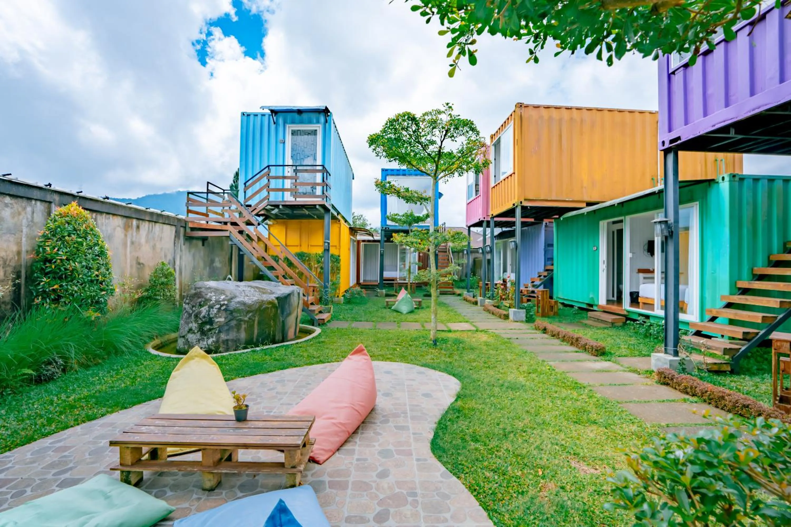 Property building in Container Smart Stay CSS