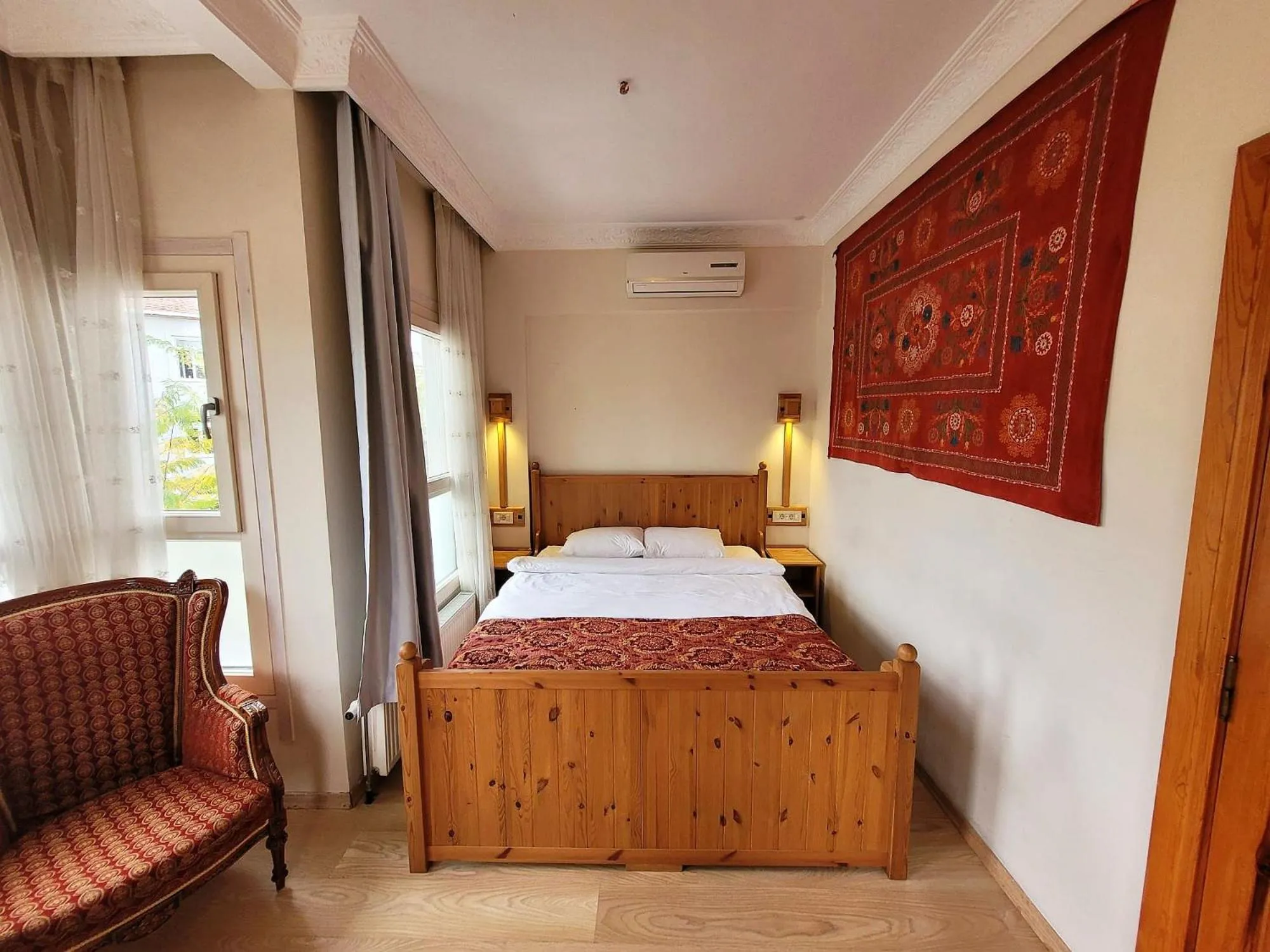 Bedroom, Bed in Masif House