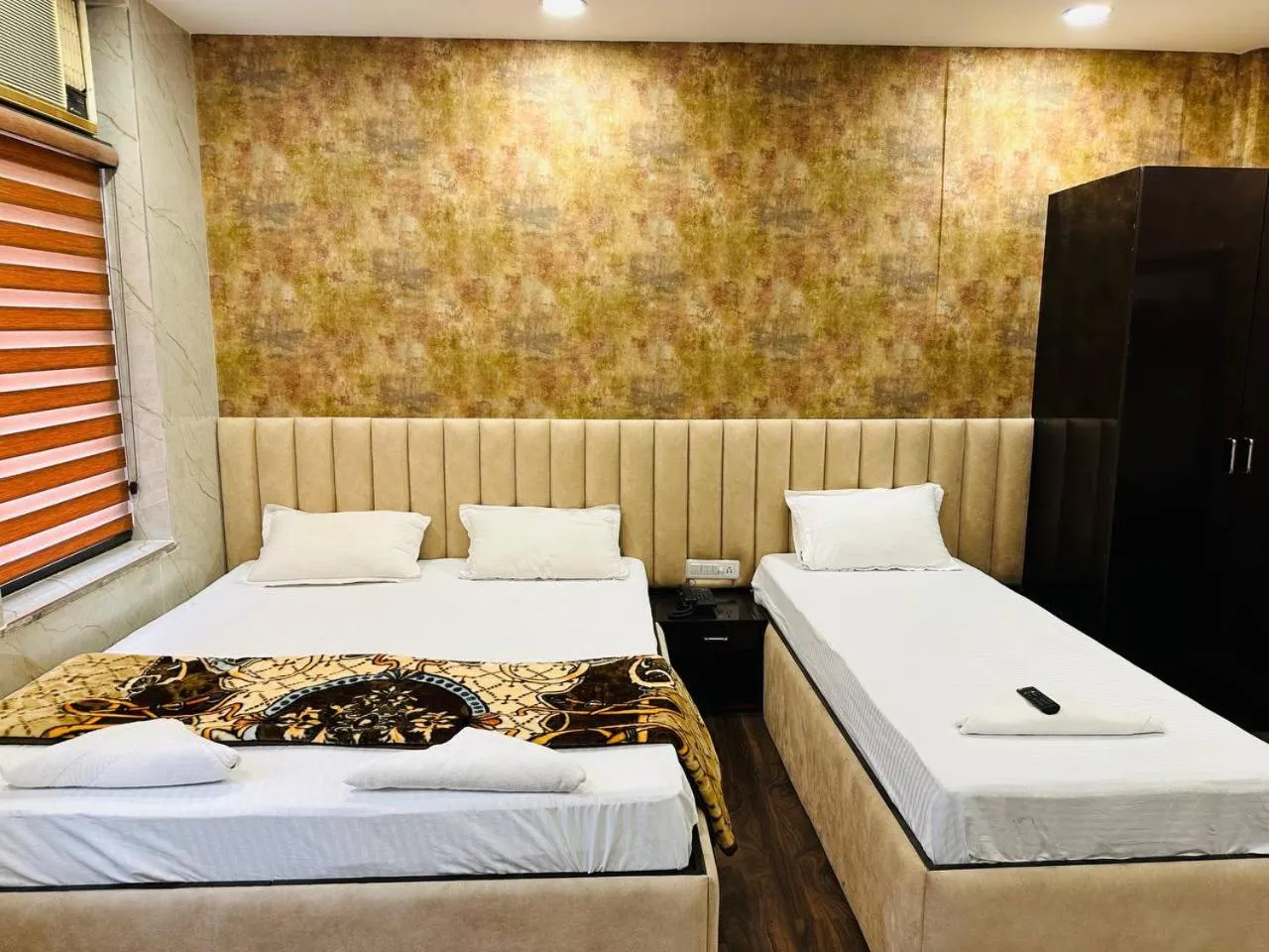 Bed in Hotel Majestic