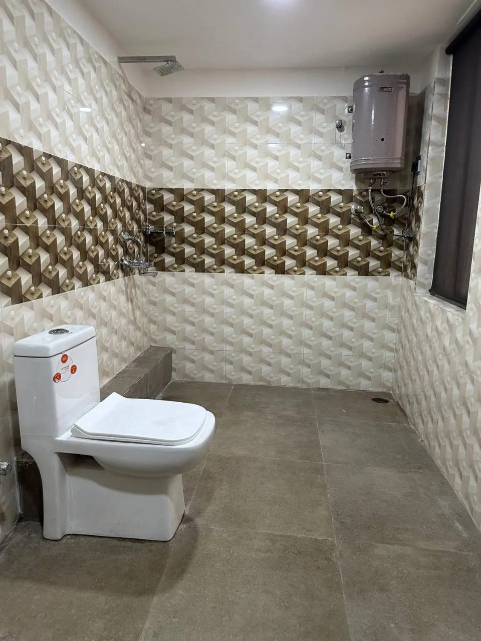 Toilet in Hotel Majestic