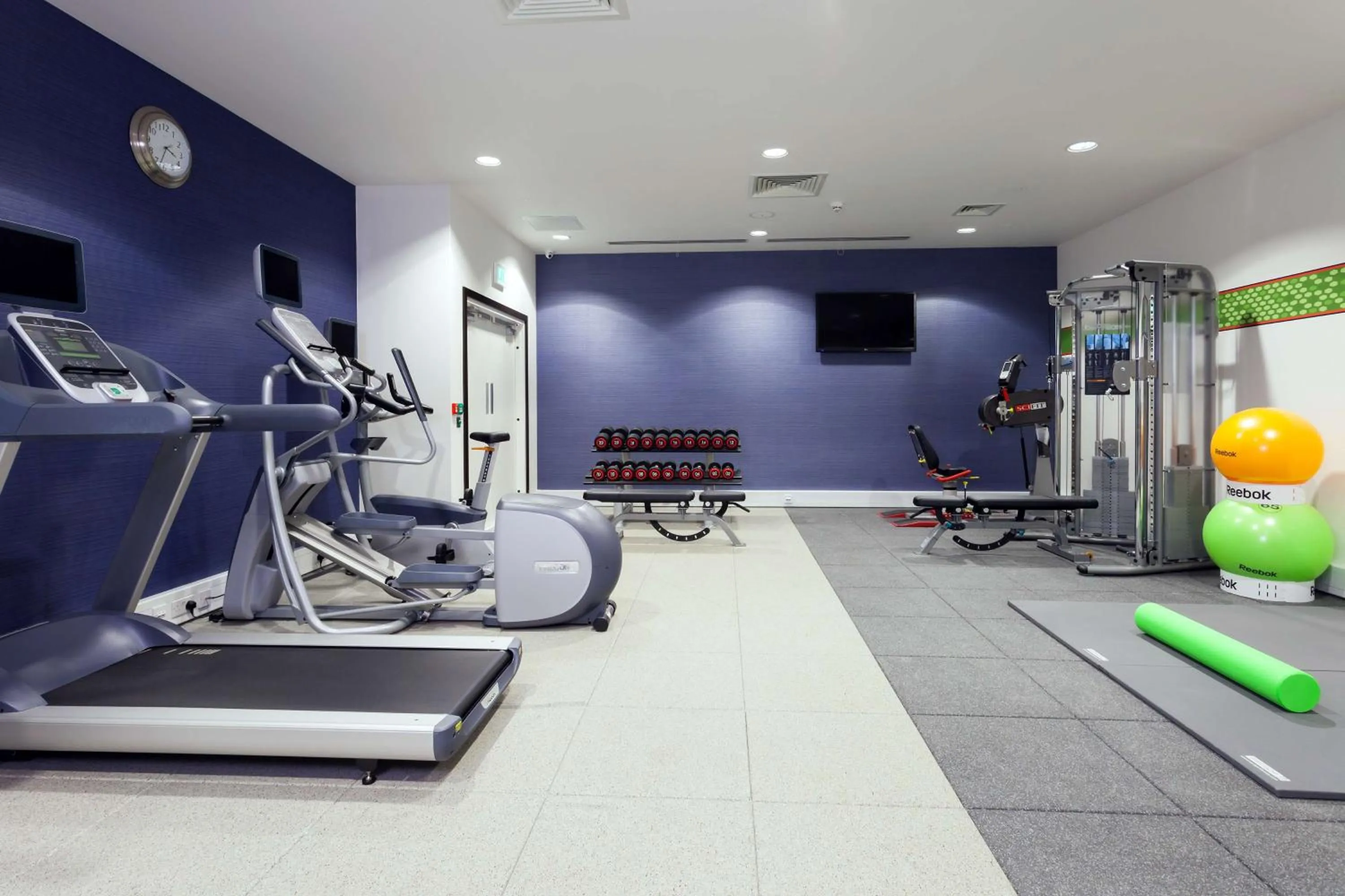 Fitness centre/facilities in Hampton by Hilton London Waterloo