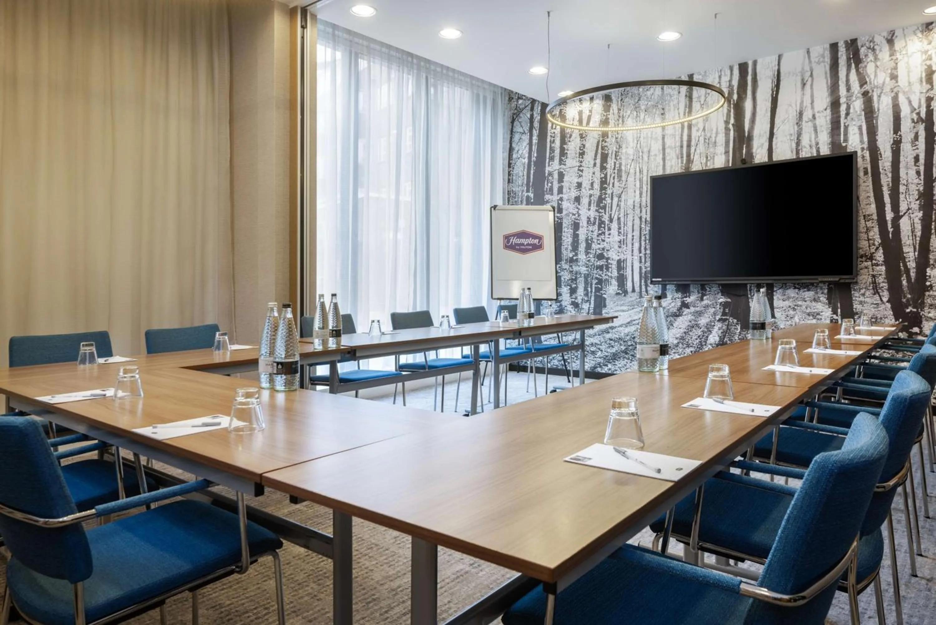 Meeting/conference room in Hampton by Hilton London Waterloo