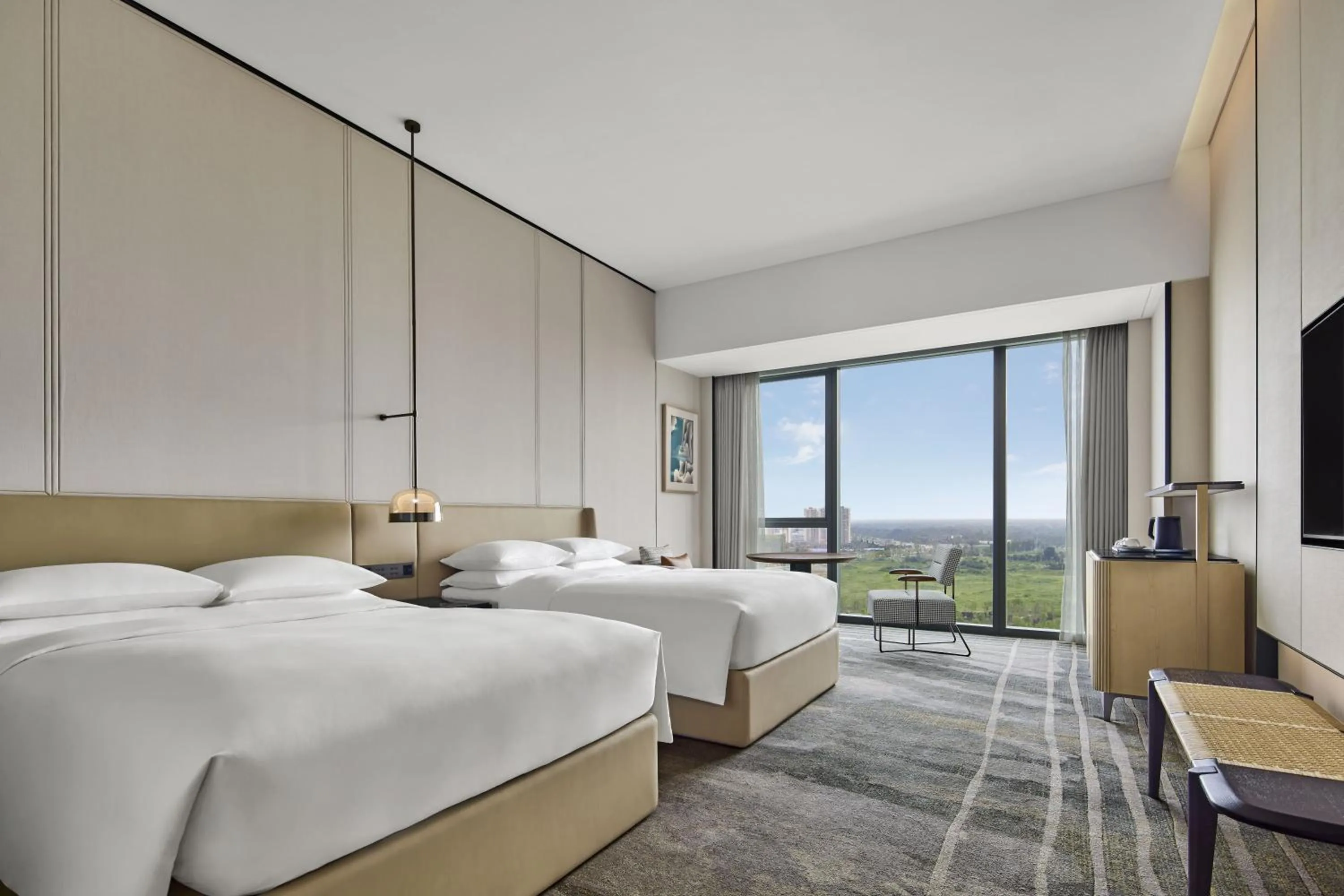 Bedroom, Bed in Sheraton Chengdu Pidu