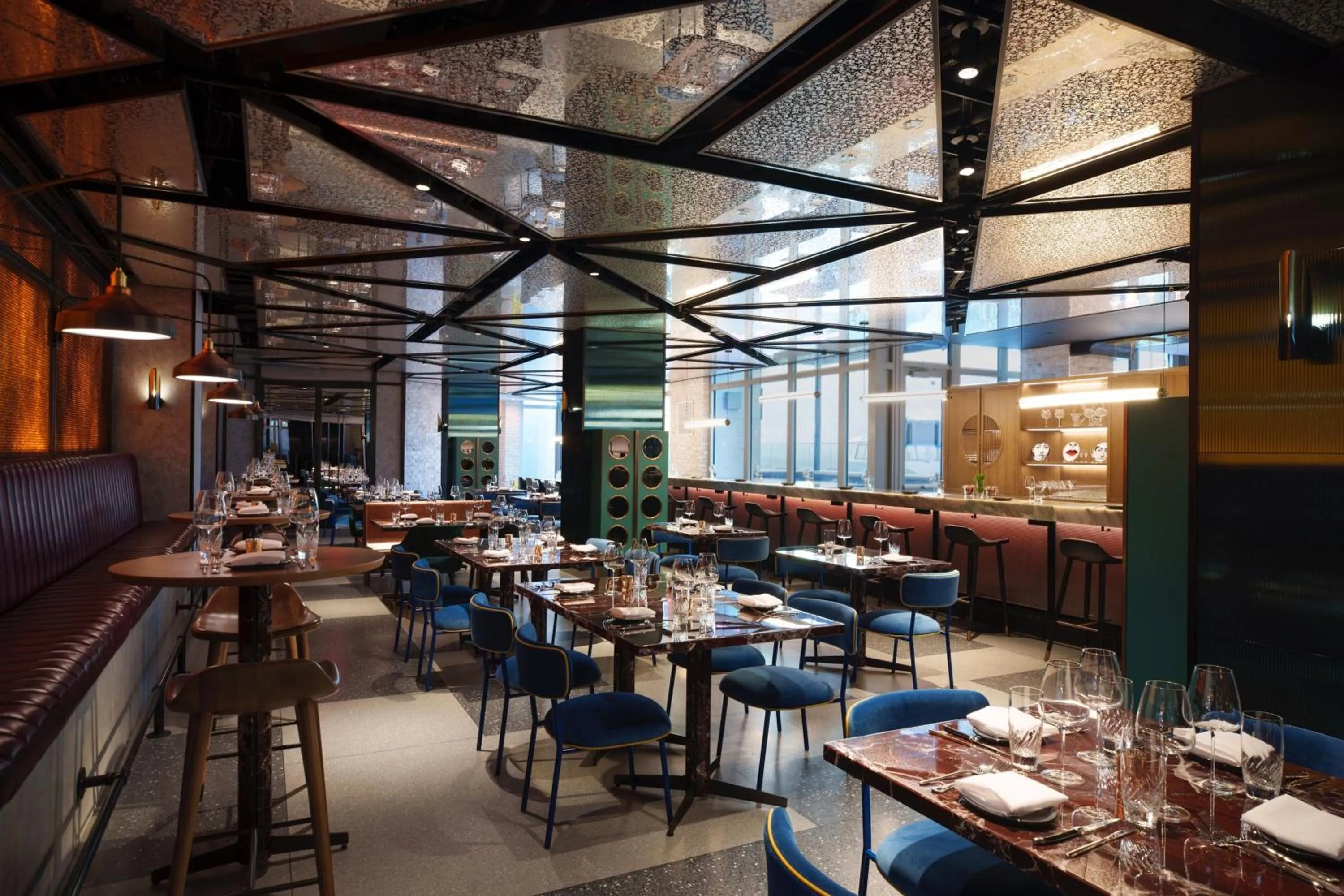 Restaurant/places to eat in Renaissance New York Flushing Hotel at Tangram