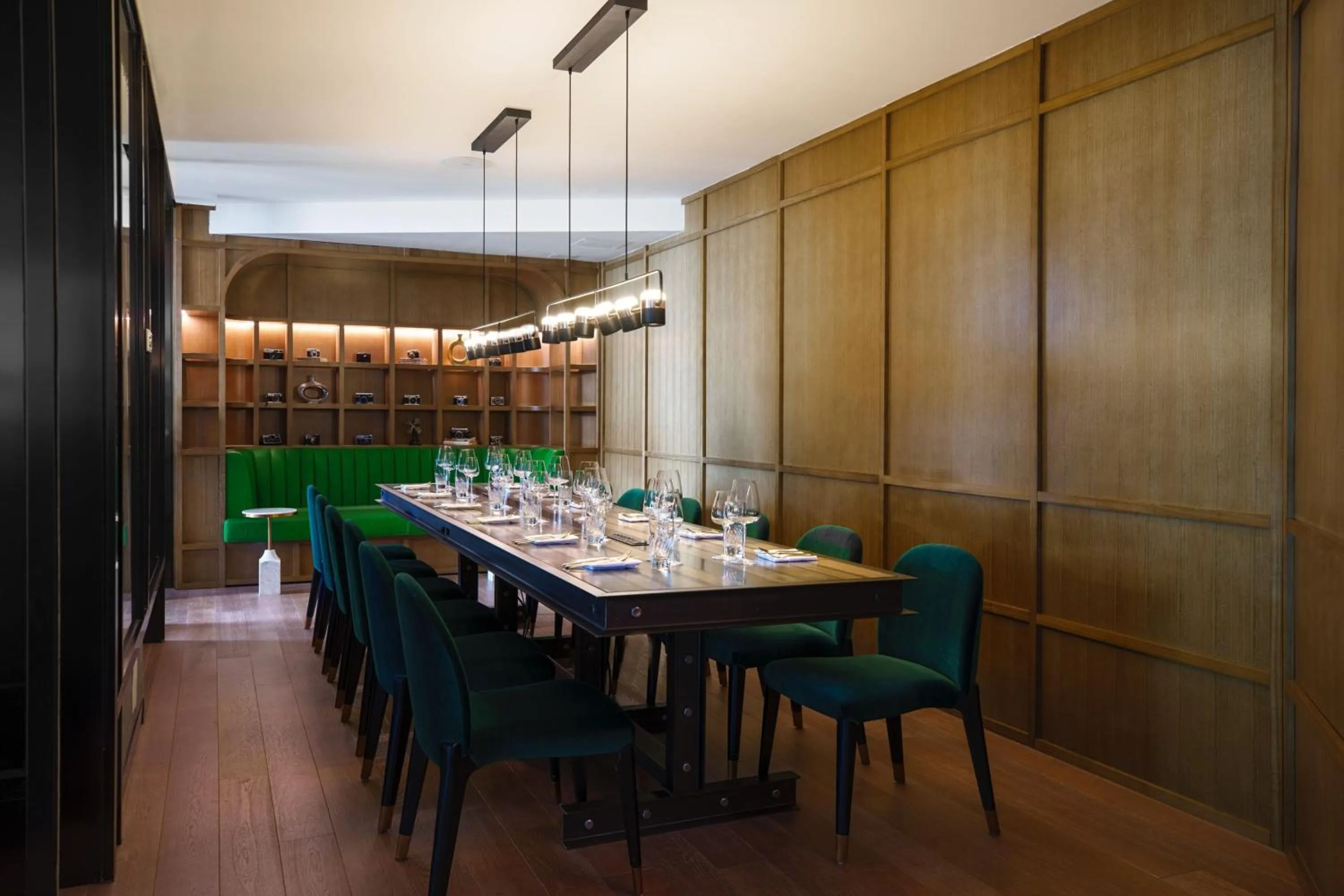 Restaurant/places to eat in Renaissance New York Flushing Hotel at Tangram