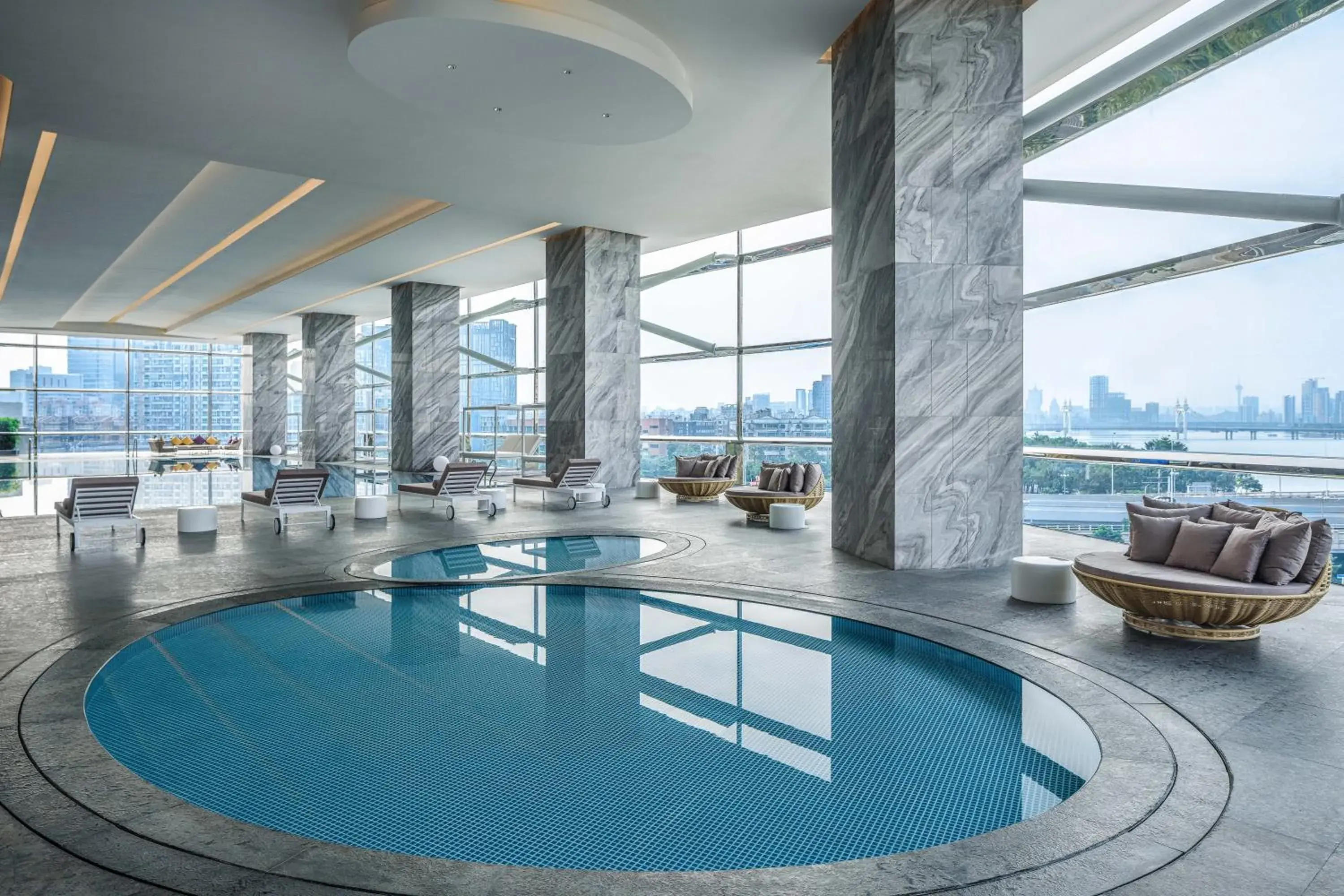 Premier Riverside Double Double Room in Renaissance Zhuhai Hotel Premier Riverside Double Double Room in Renaissance Zhuhai Hotel