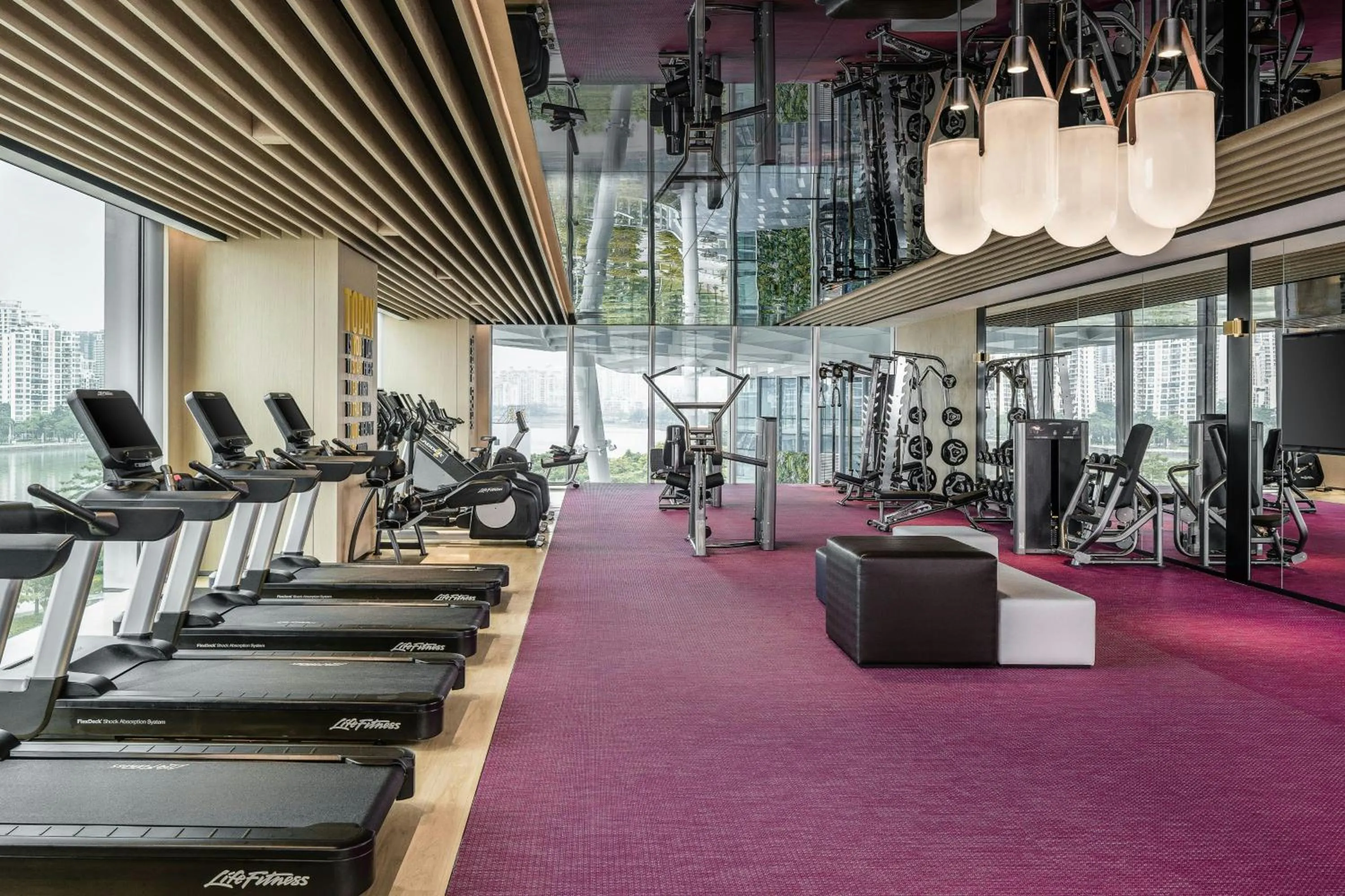 Fitness centre/facilities in Renaissance Zhuhai Hotel