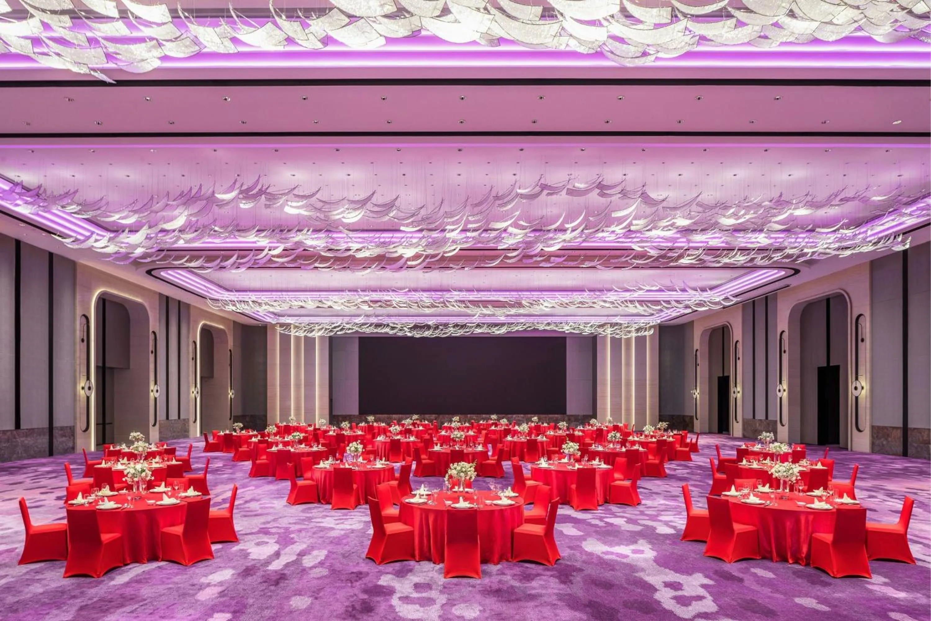 Meeting/conference room in Renaissance Zhuhai Hotel