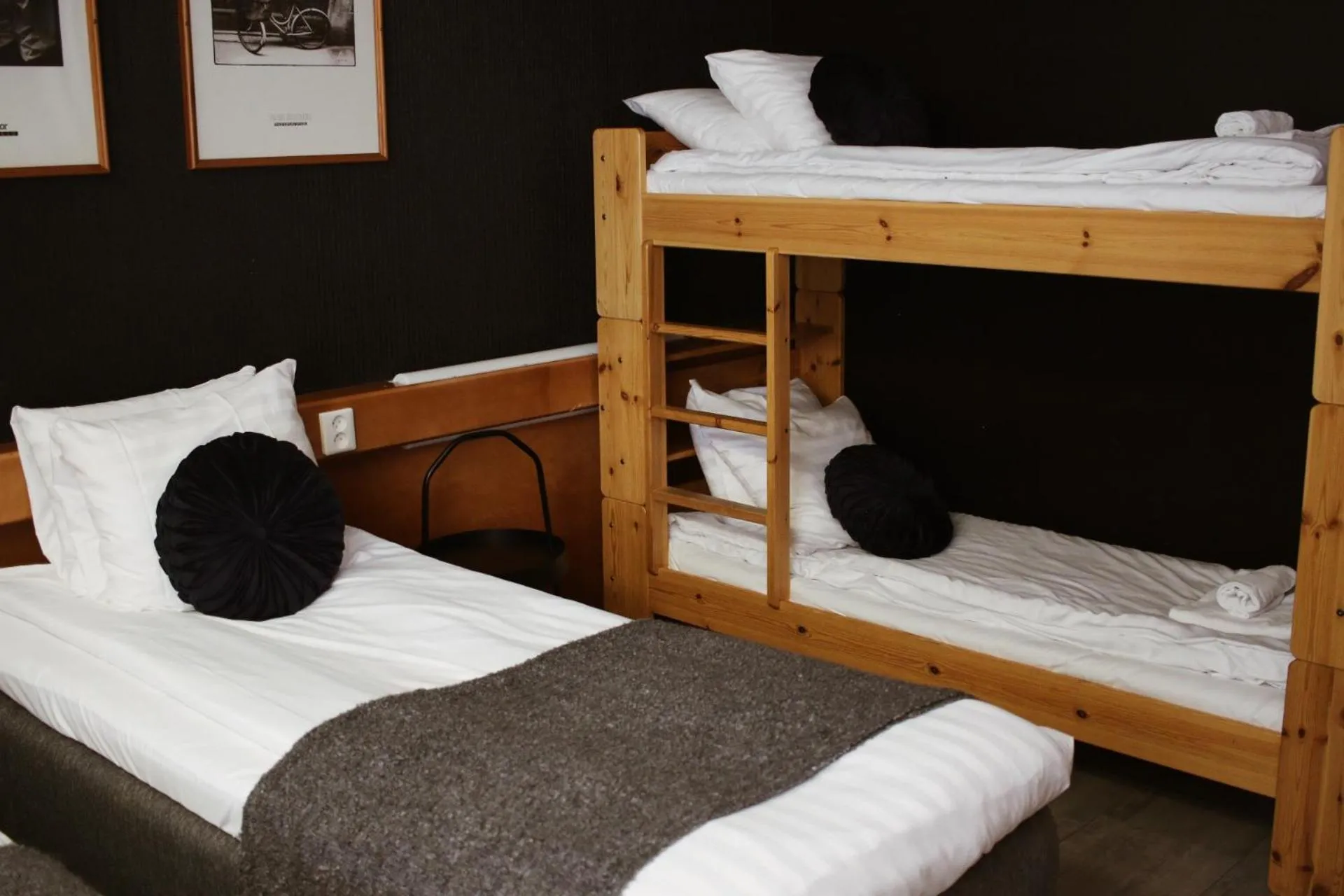 bunk bed, Bed in Hotelli Jämsä