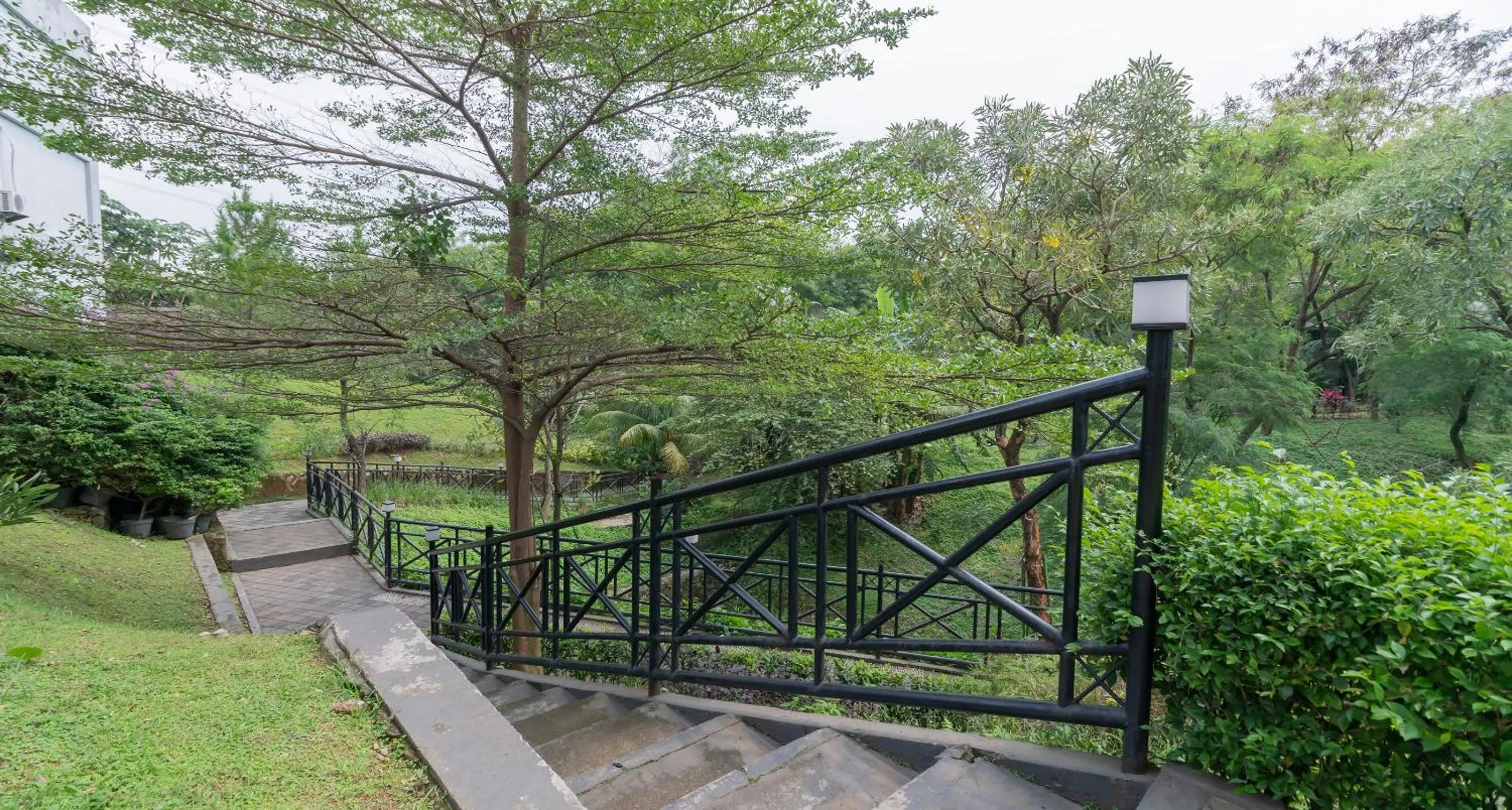 RedLiving Apartemen Gunung Putri - SIROOMS