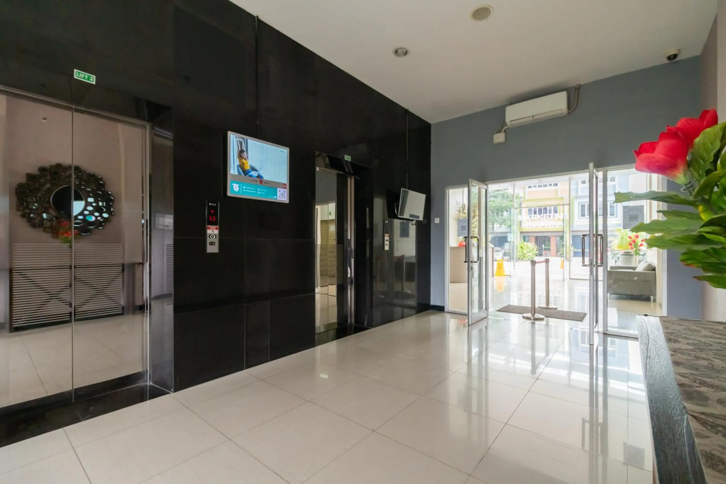 RedLiving Apartemen Gunung Putri - SIROOMS