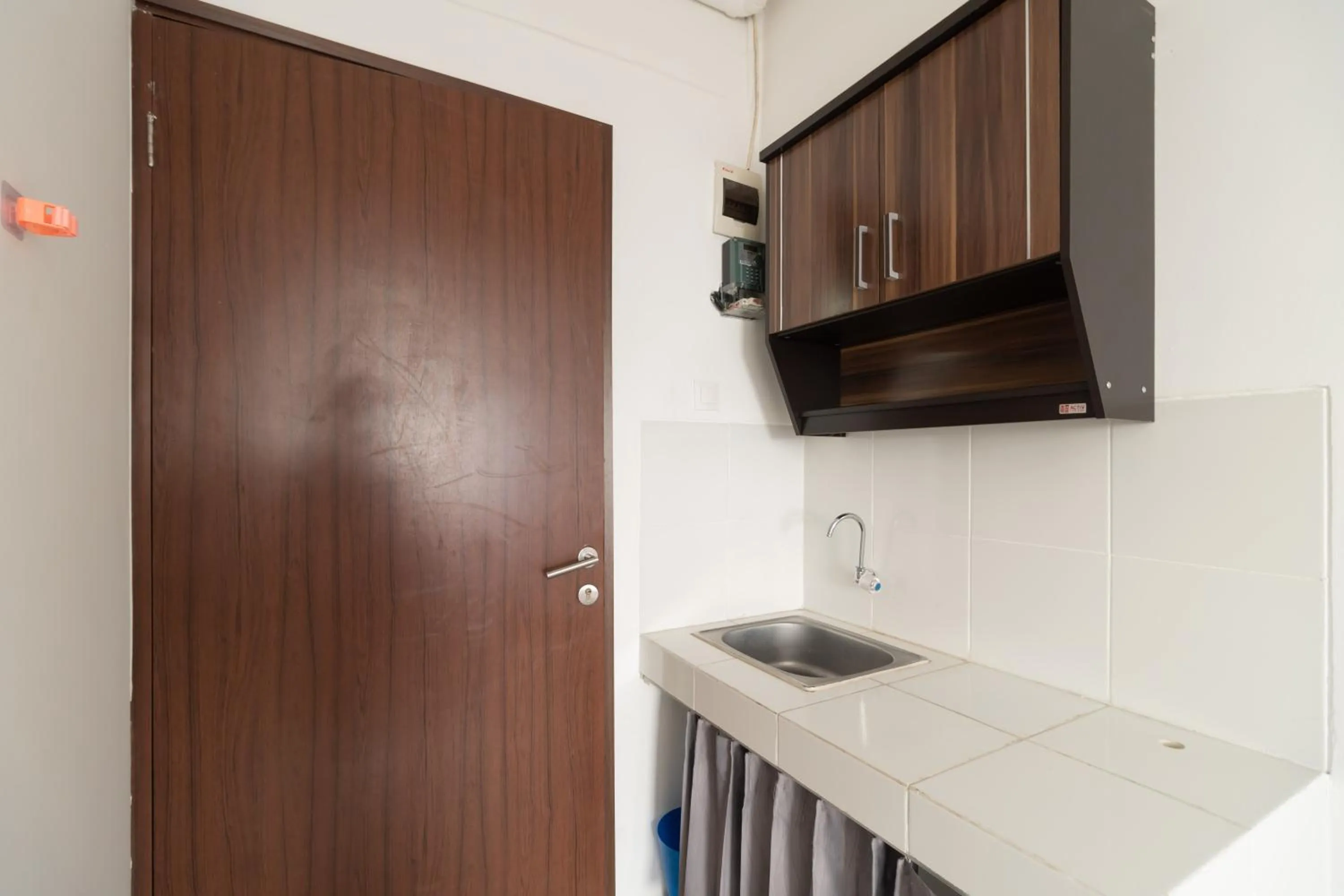 RedLiving Apartemen Gunung Putri - SIROOMS