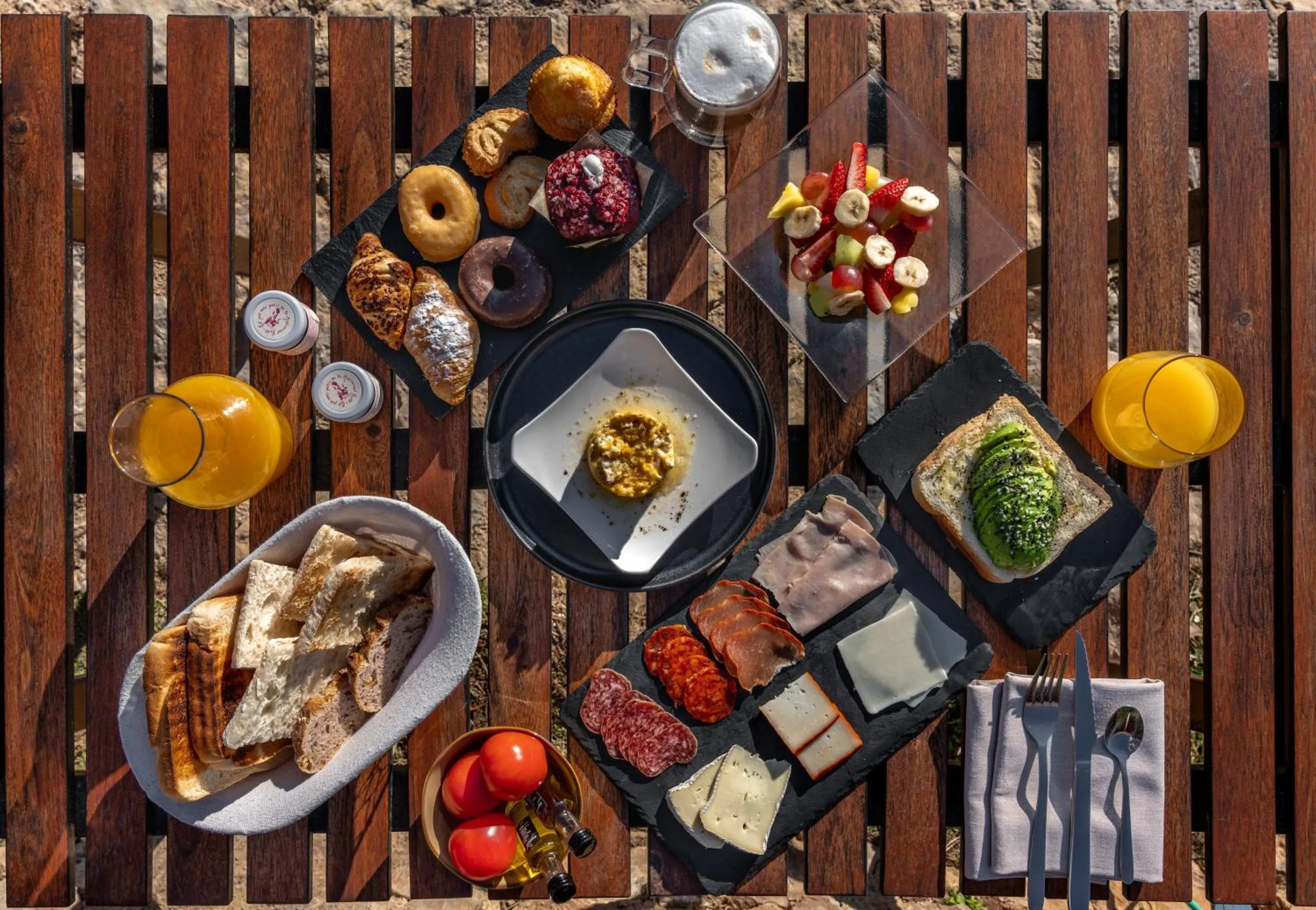 Food and drinks in Hotel Mas Mariassa