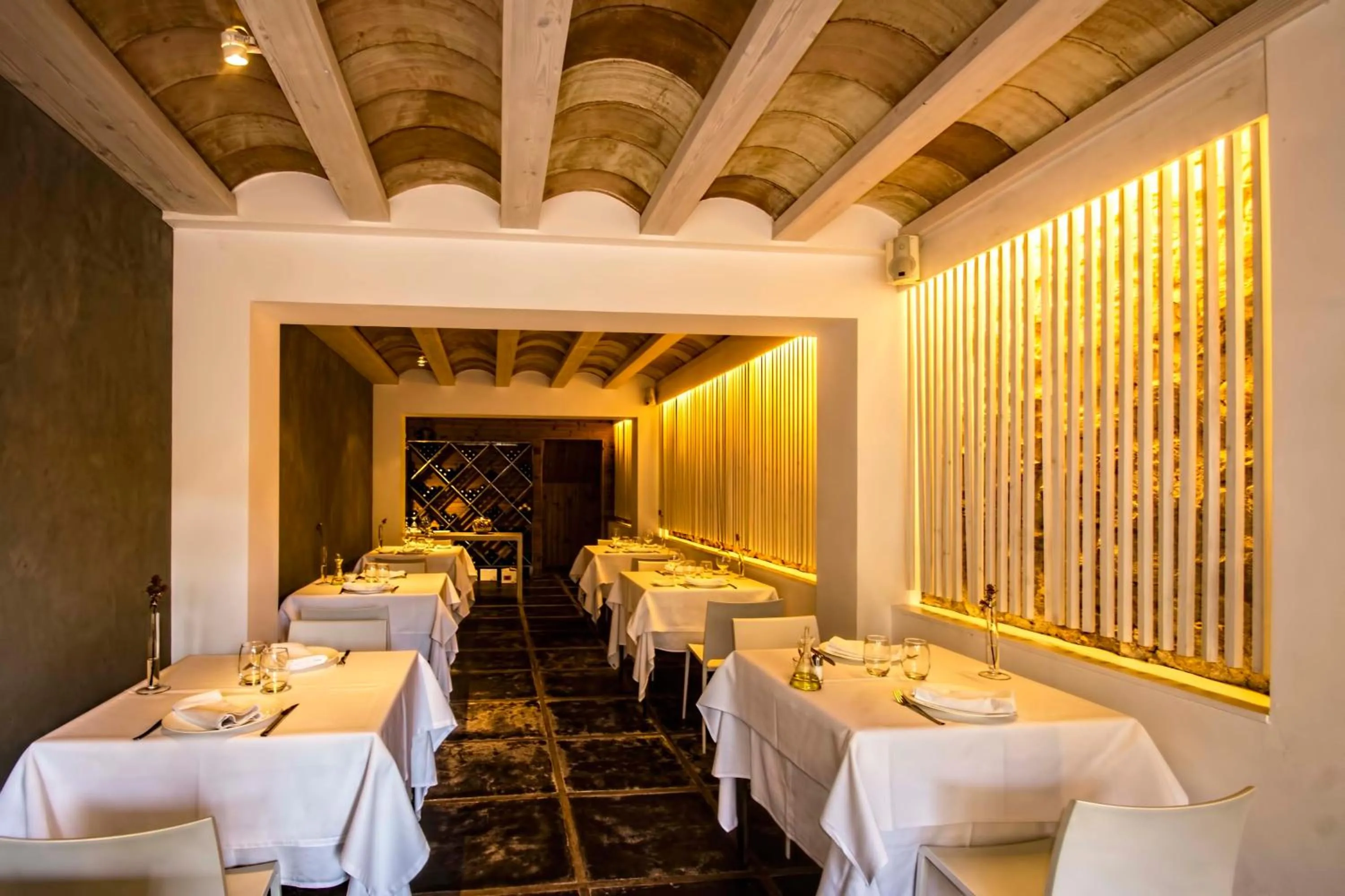 Restaurant/places to eat in Hotel Mas Mariassa