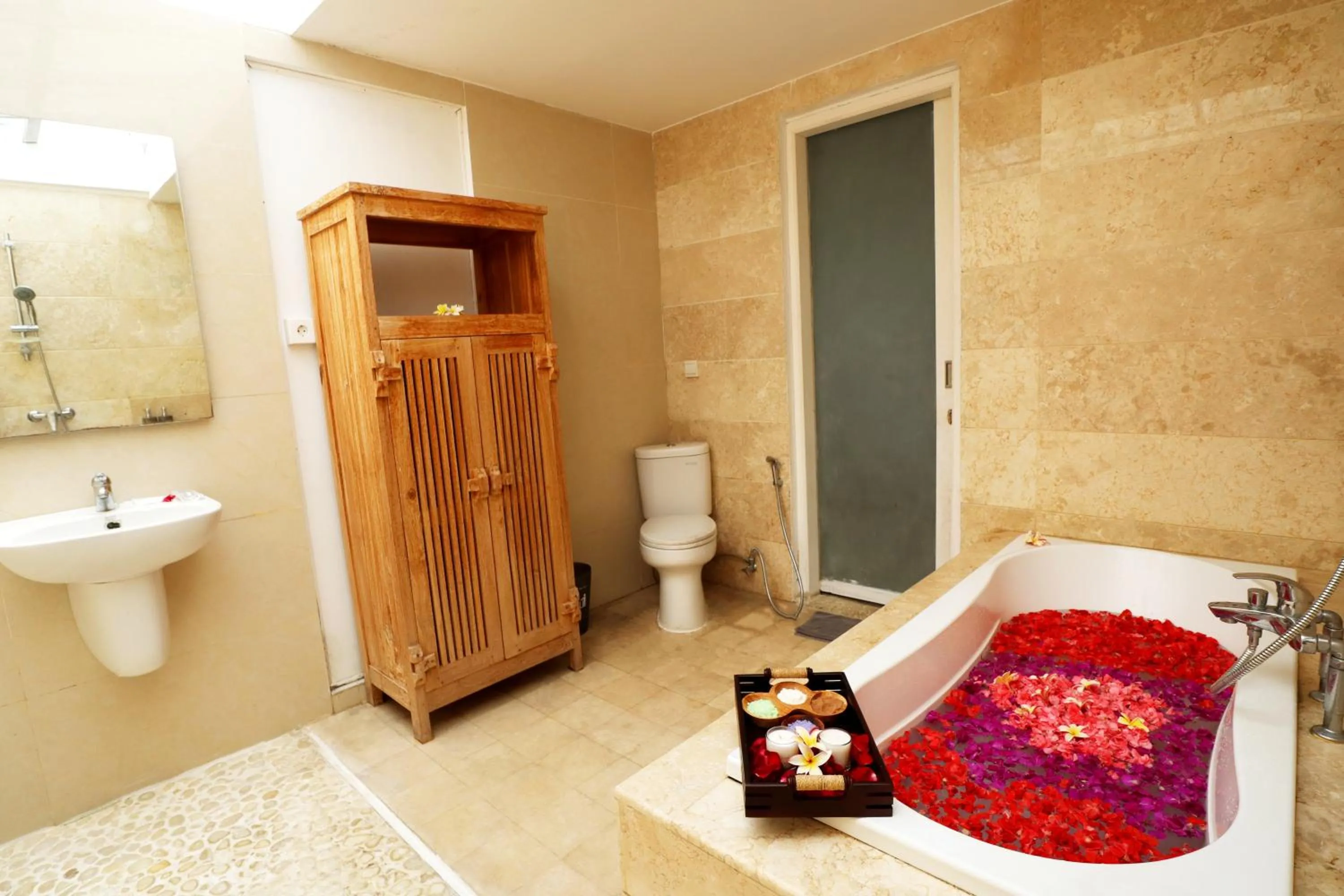 Toilet in Aventus Resort Ubud