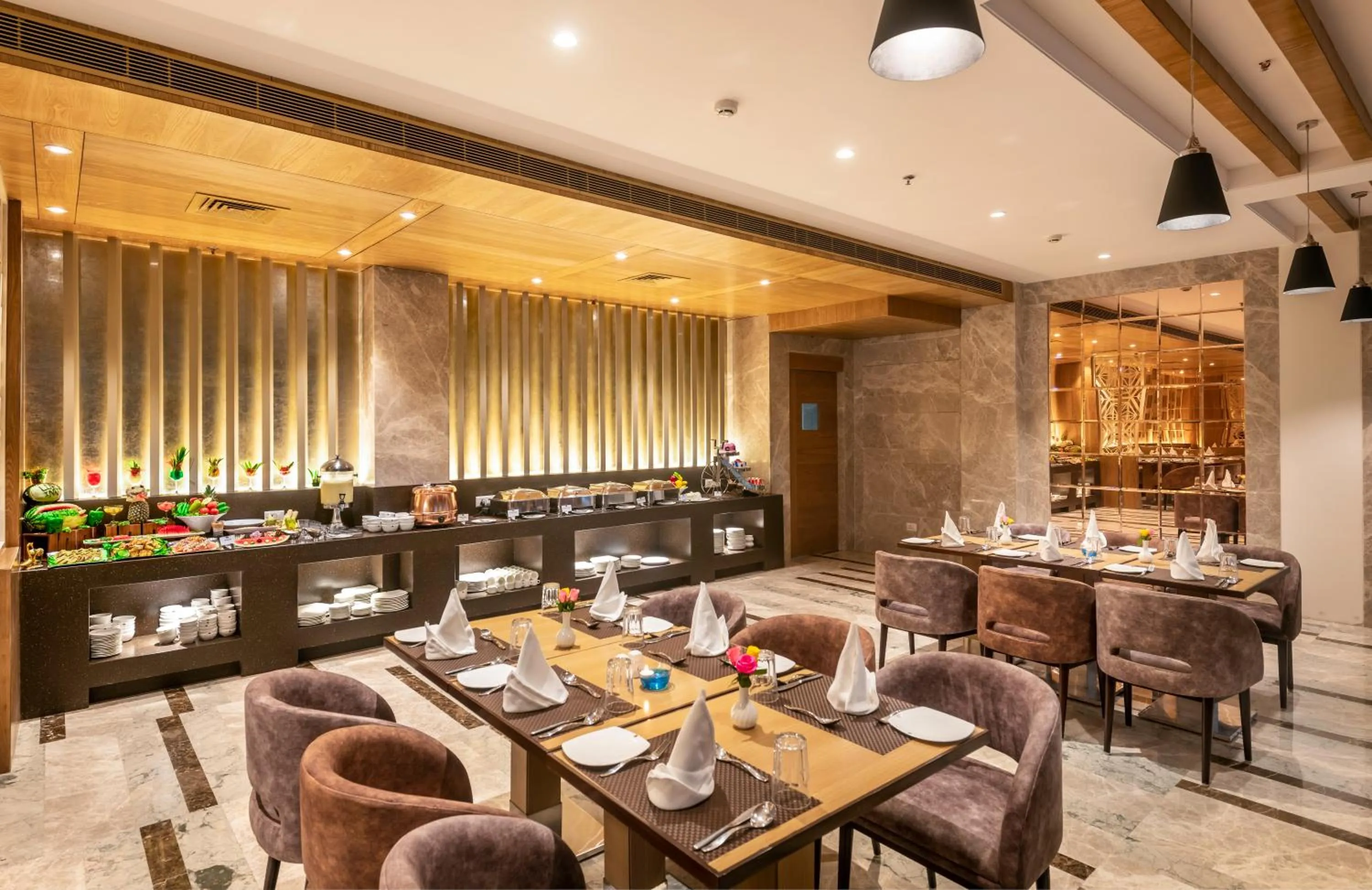 Restaurant/places to eat in Lords Inn Jaipur