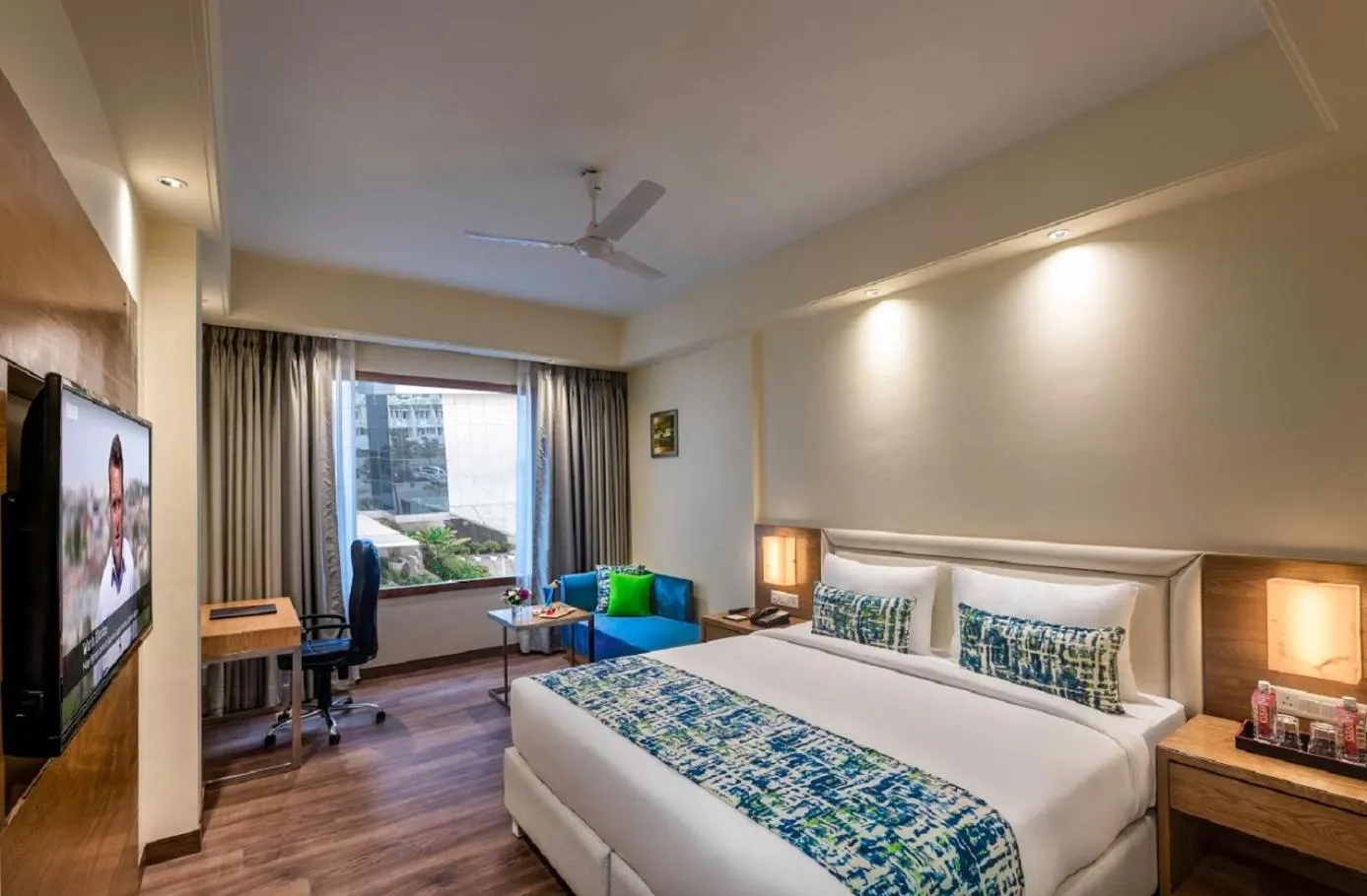 Photo of the whole room, Bed in Lords Inn Jaipur