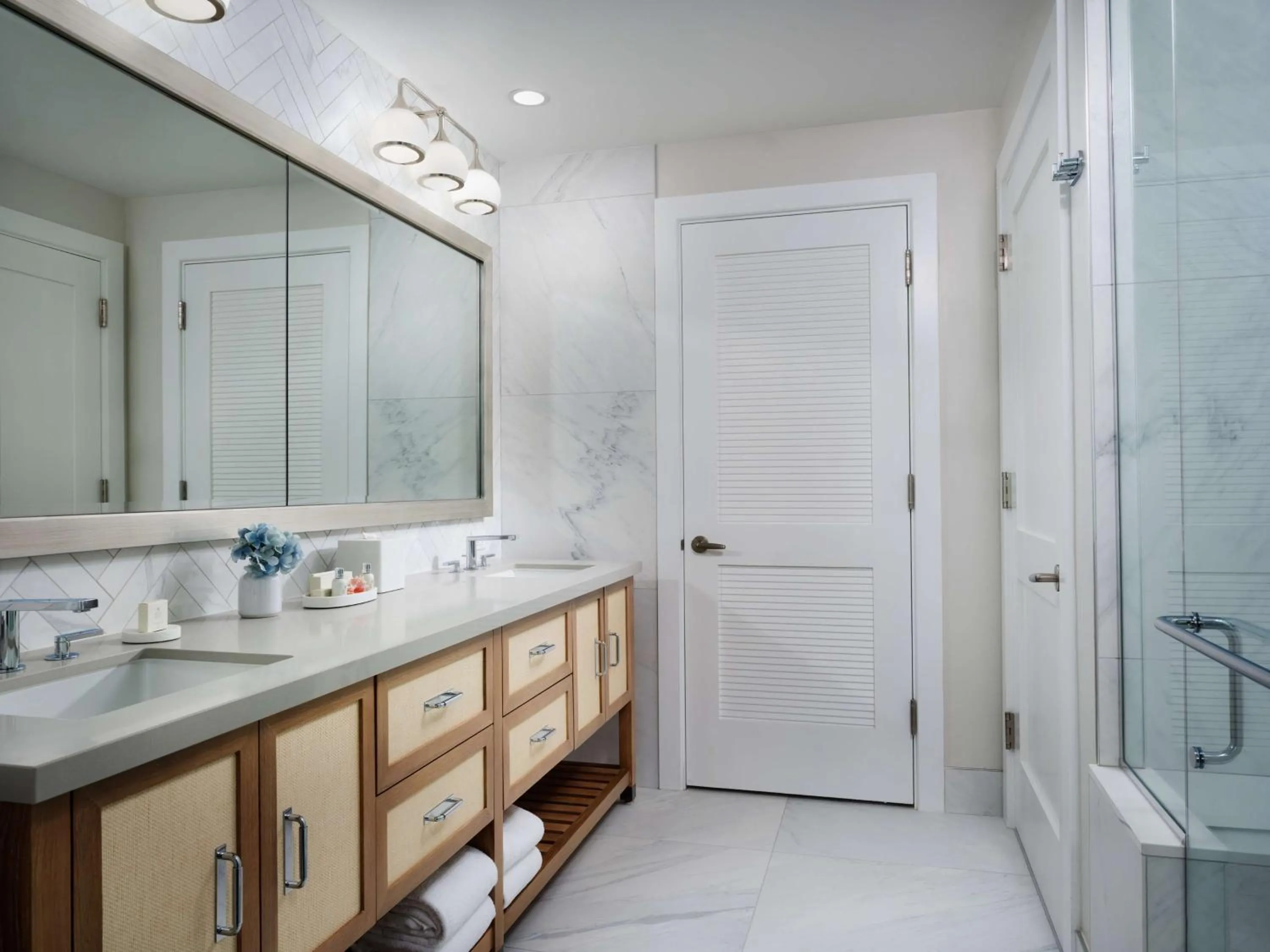Bathroom in Shore House at The Del, LXR Hotels & Resorts