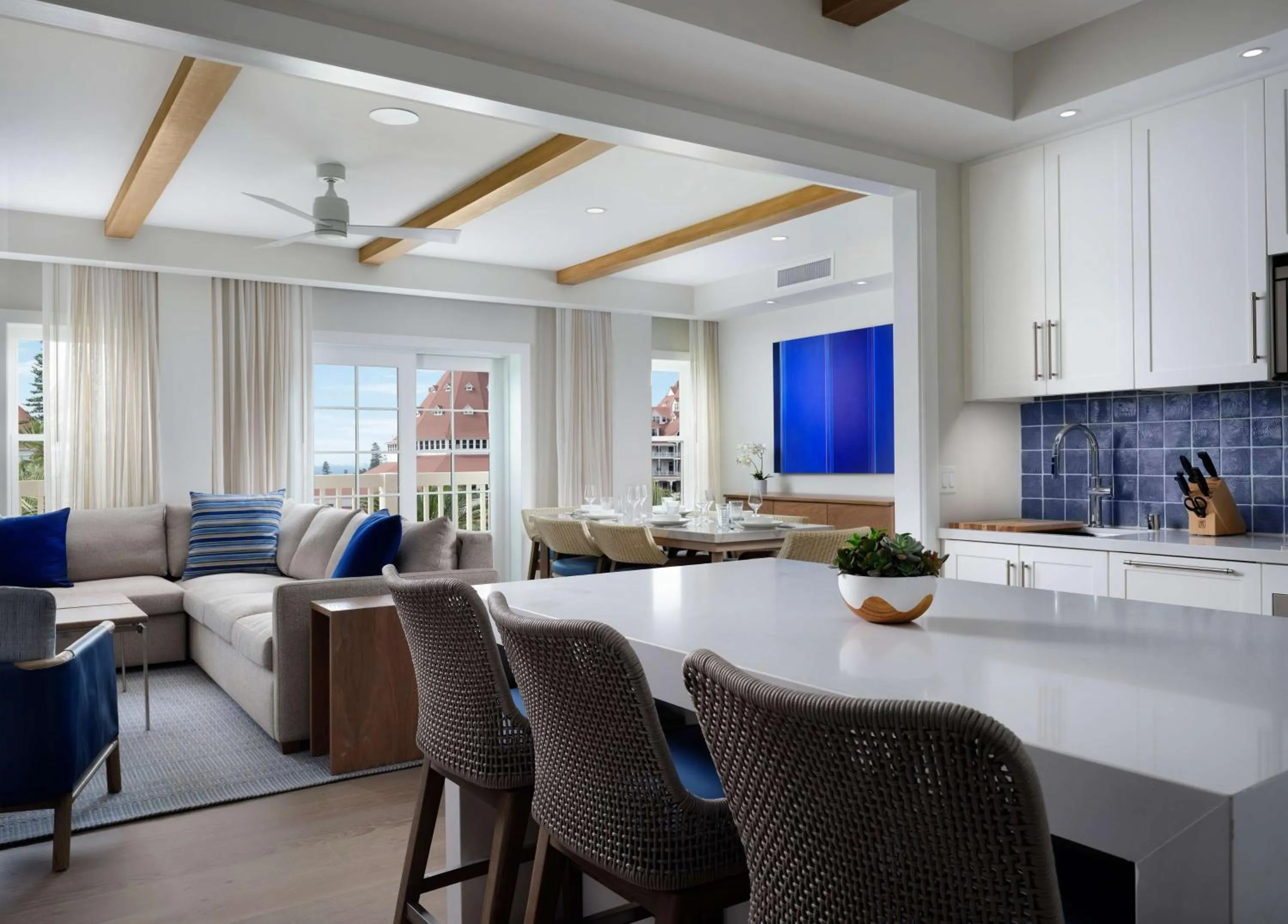 Living room in Shore House at The Del, LXR Hotels & Resorts