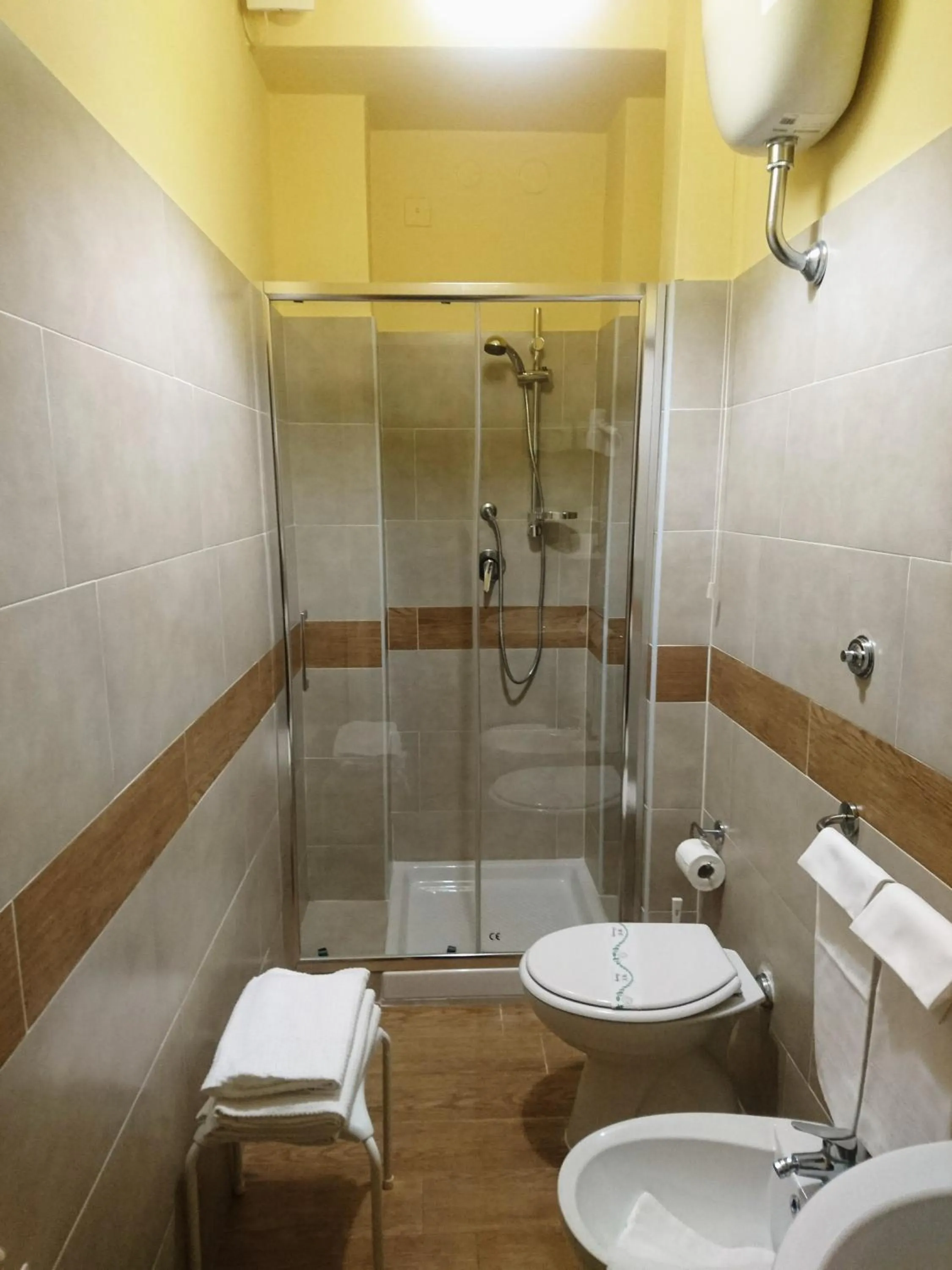 Giappone Inn Parking Hotel