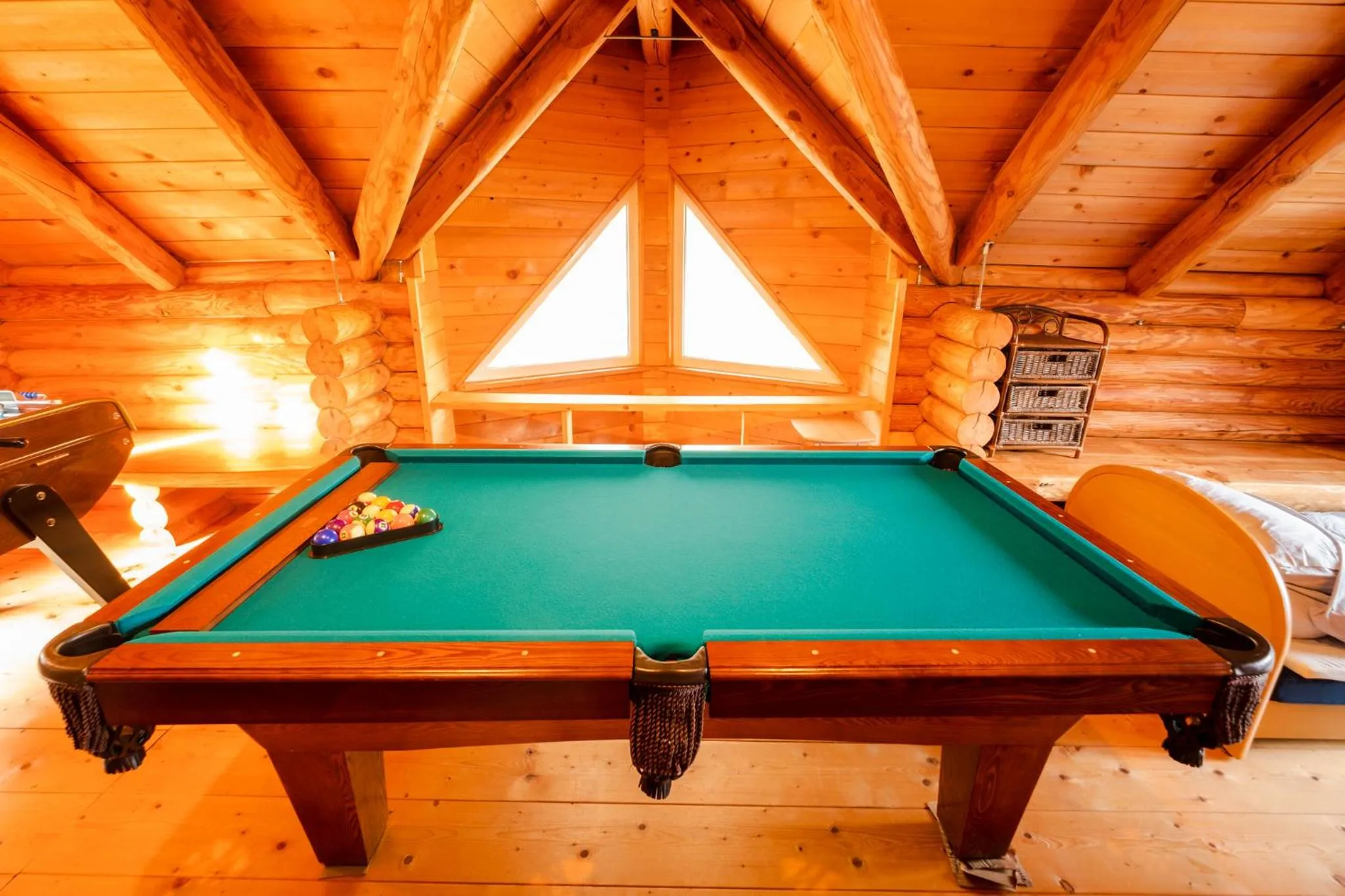 Billiard in Lake Toya Hillside House