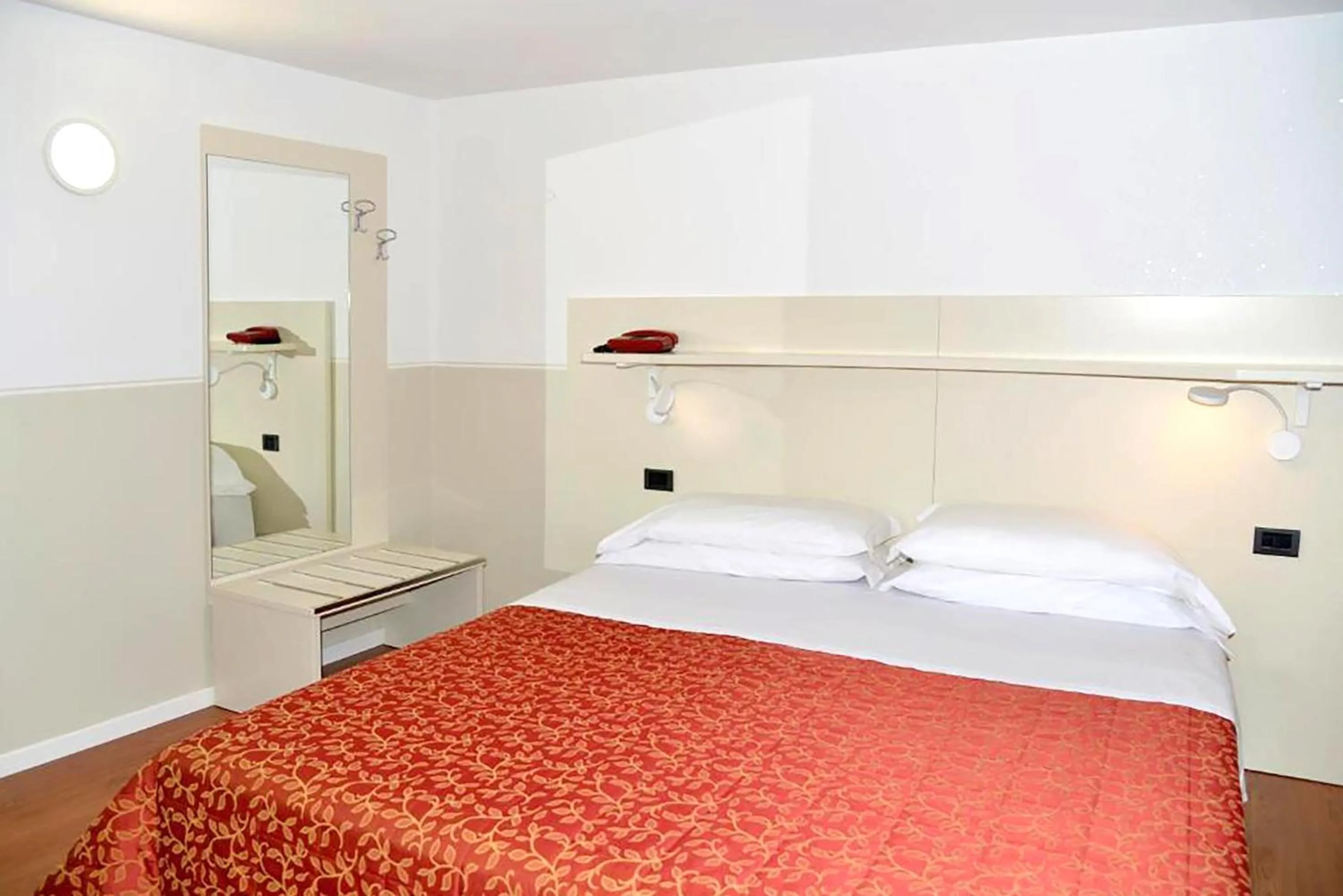 Bed in Hotel Amadeus