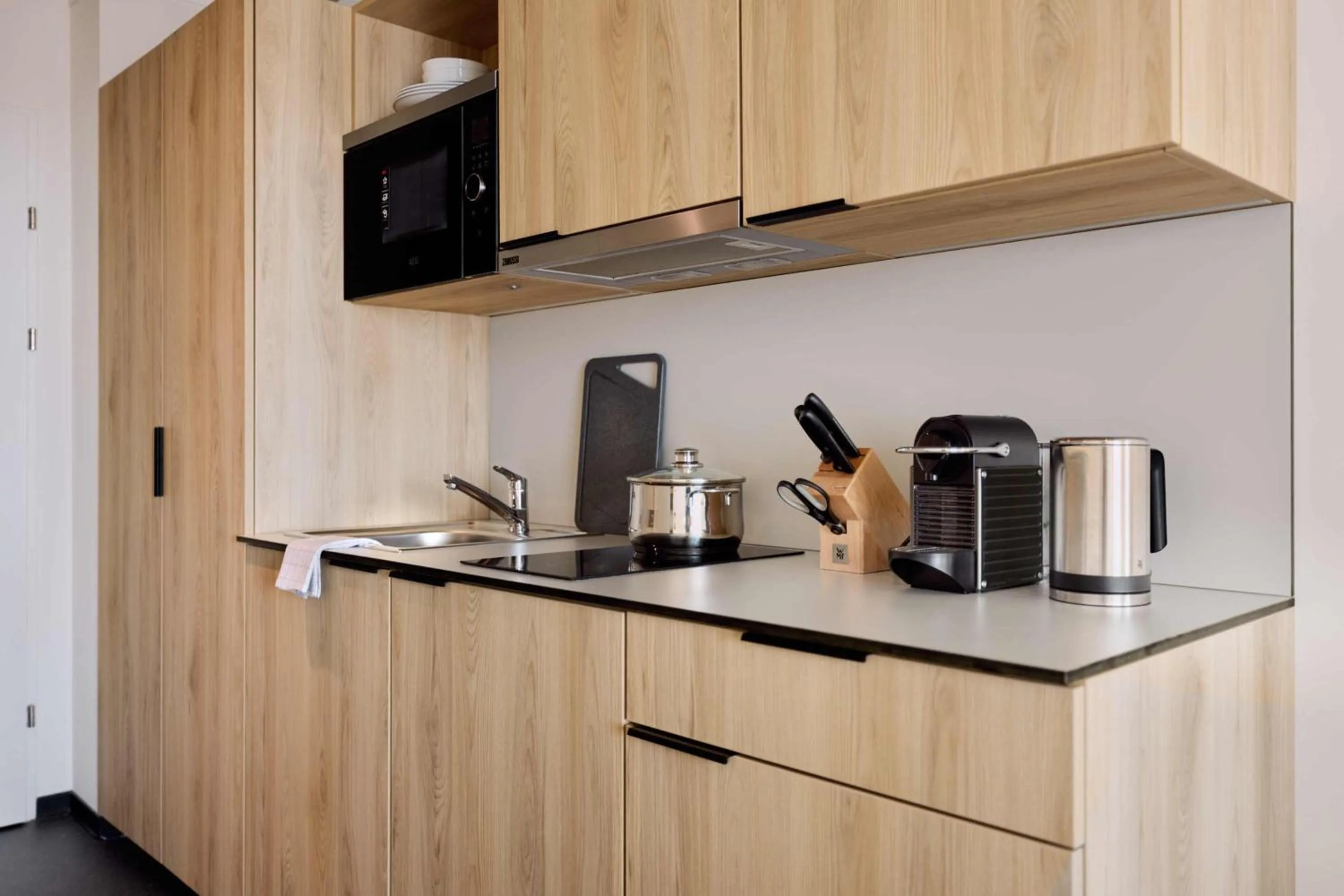 Kitchen or kitchenette in District Living