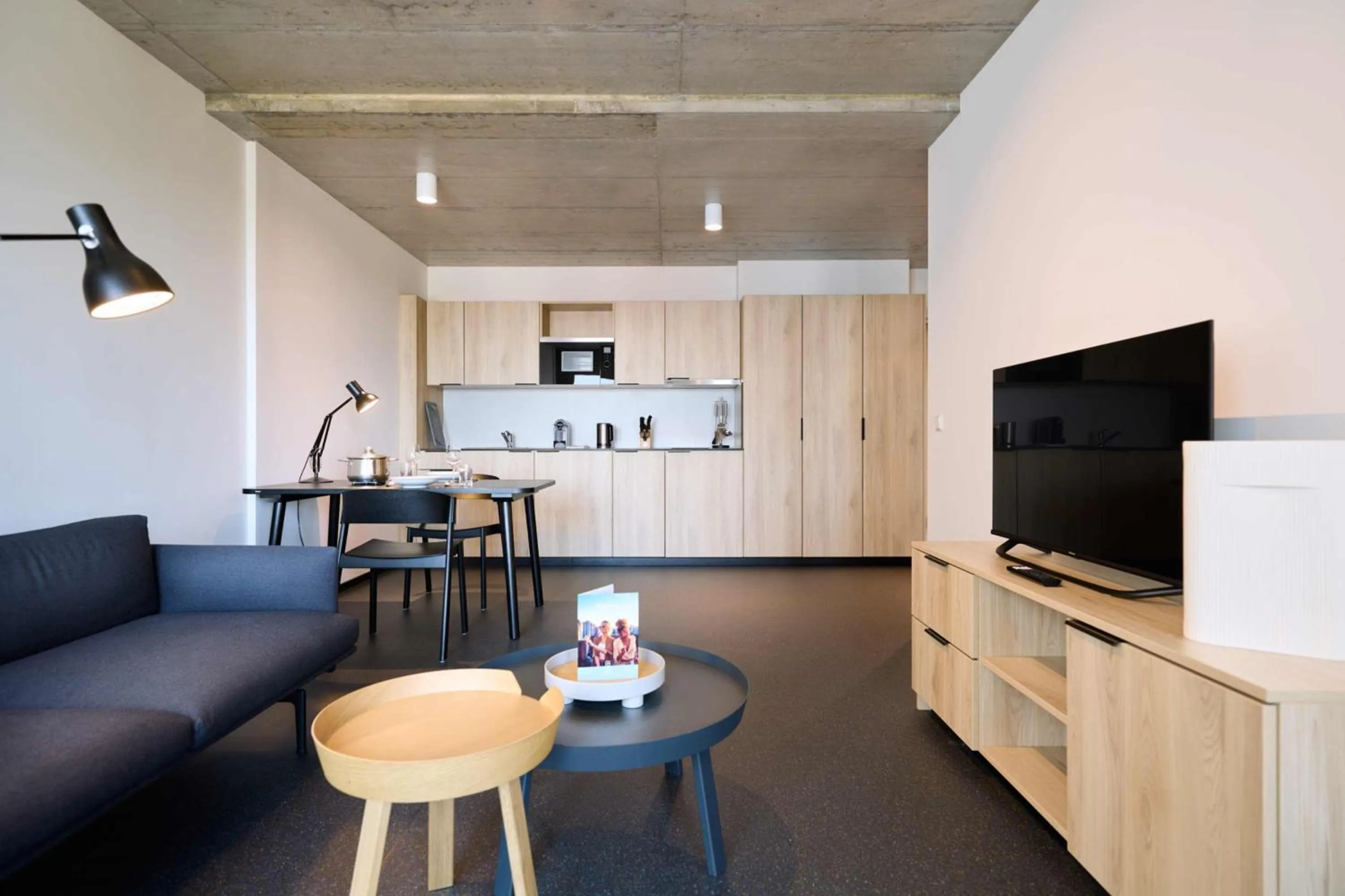 TV and multimedia in District Living