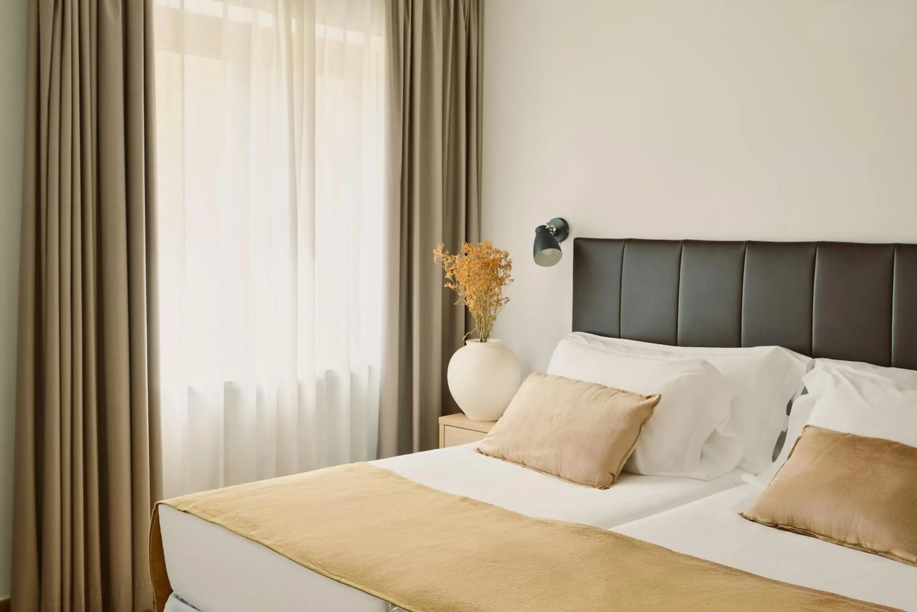 Double Room for Single Use in Hotel MET Pamplona Double Room for Single Use in Hotel MET Pamplona