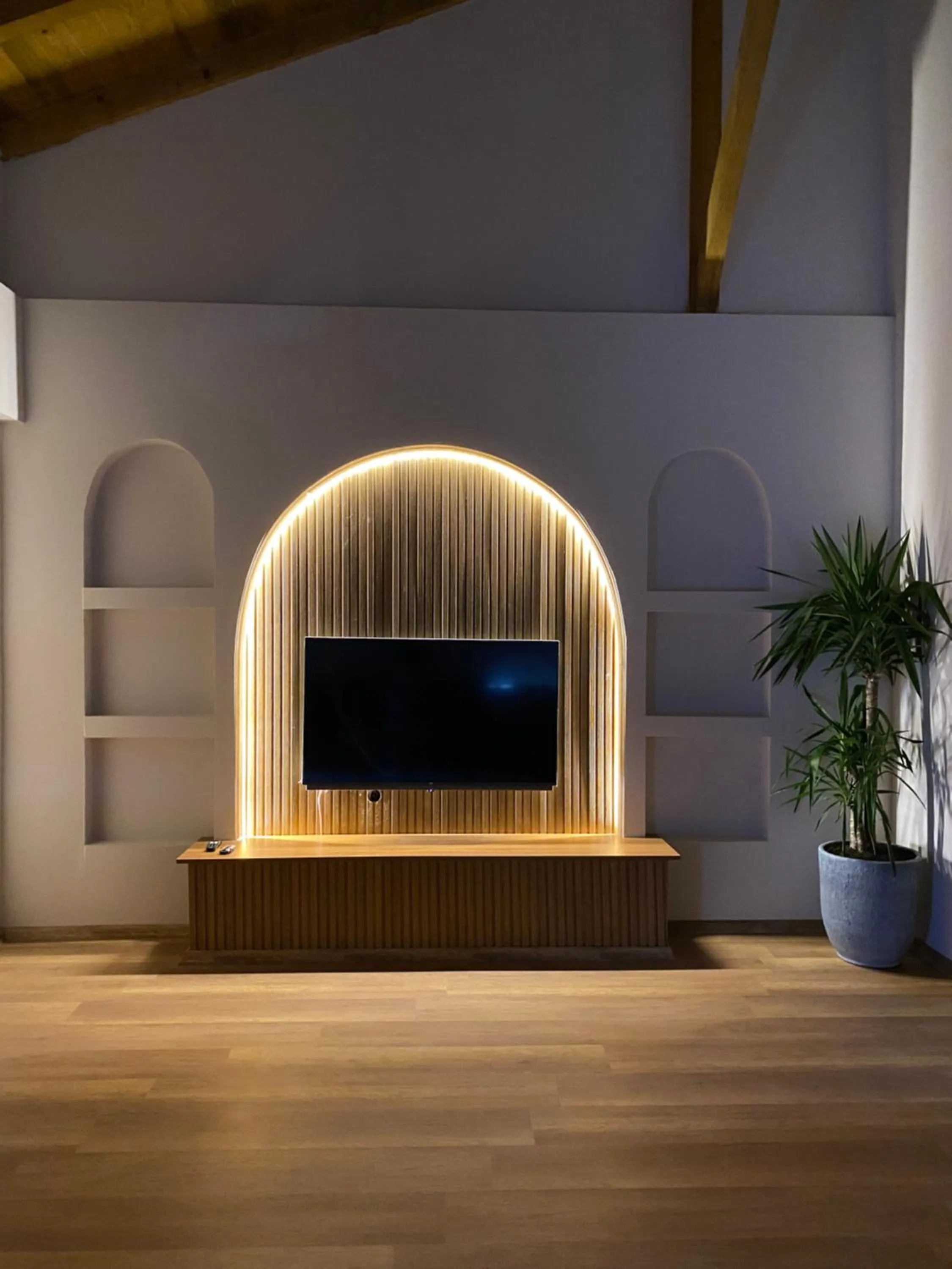 Communal lounge/ TV room in Lal Azure Alaçatı