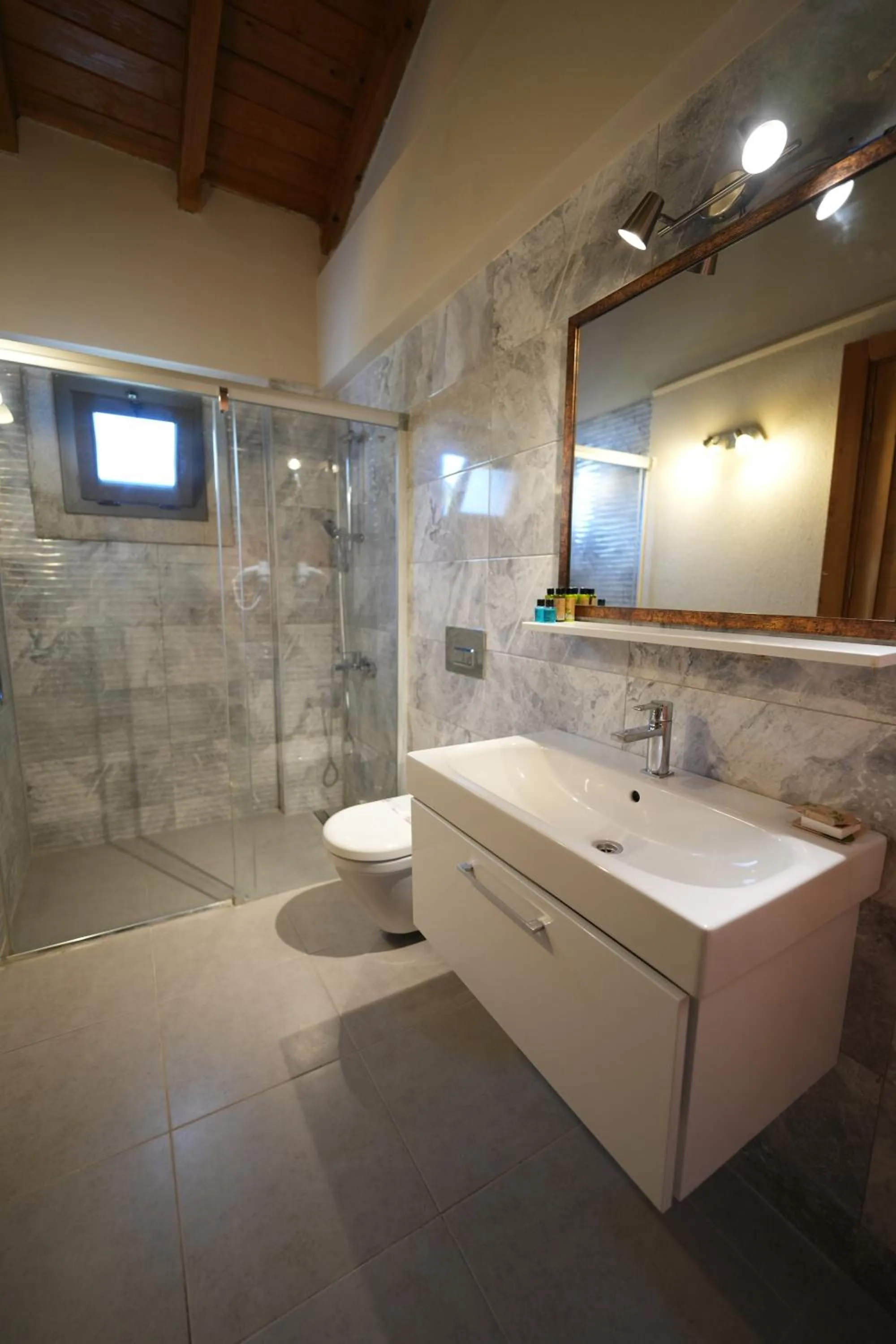 Bathroom in Lal Azure Alaçatı