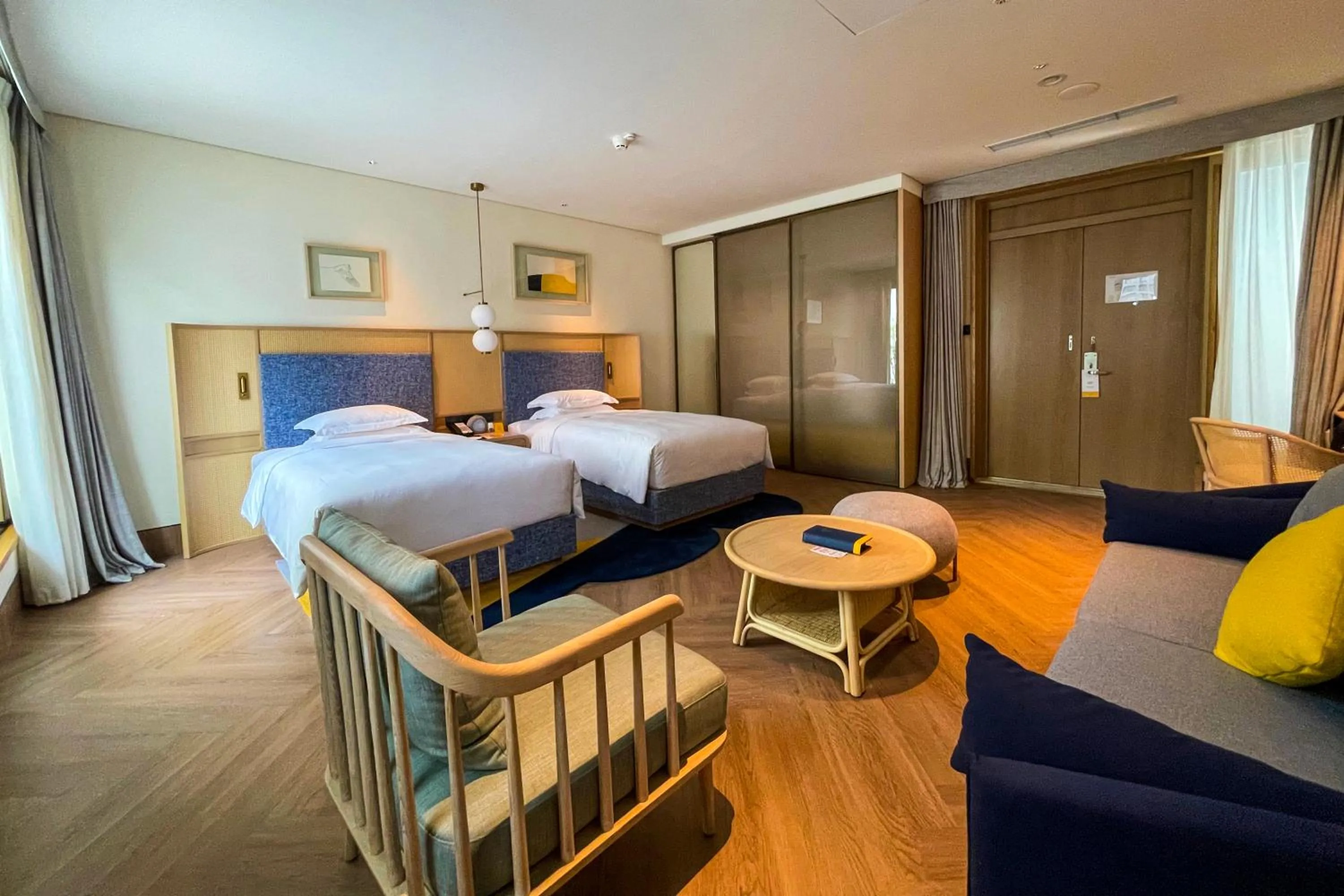 Photo of the whole room, Bed in voco Nanjing Garden Expo by IHG