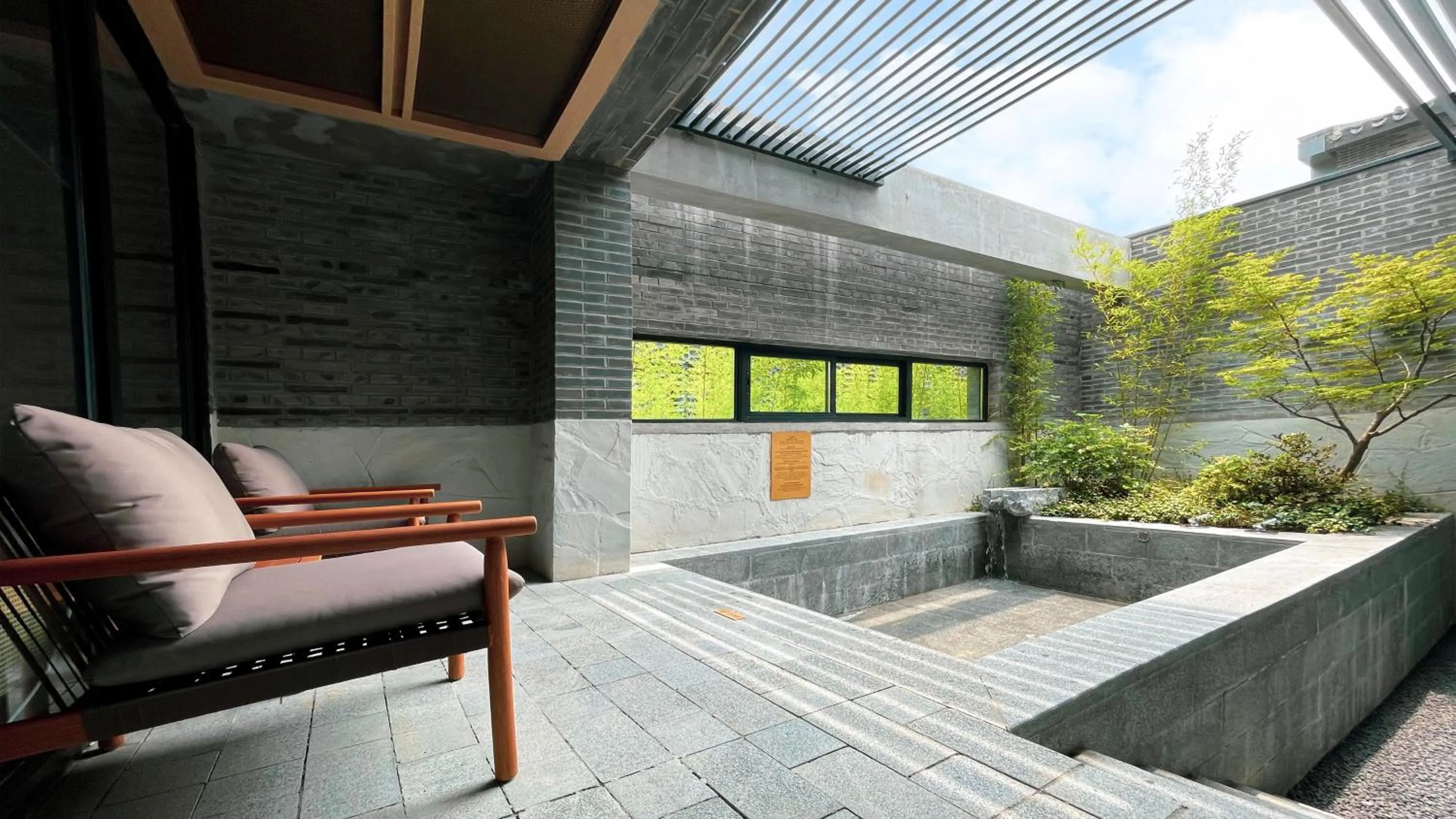 Hot Spring Bath in voco Nanjing Garden Expo by IHG