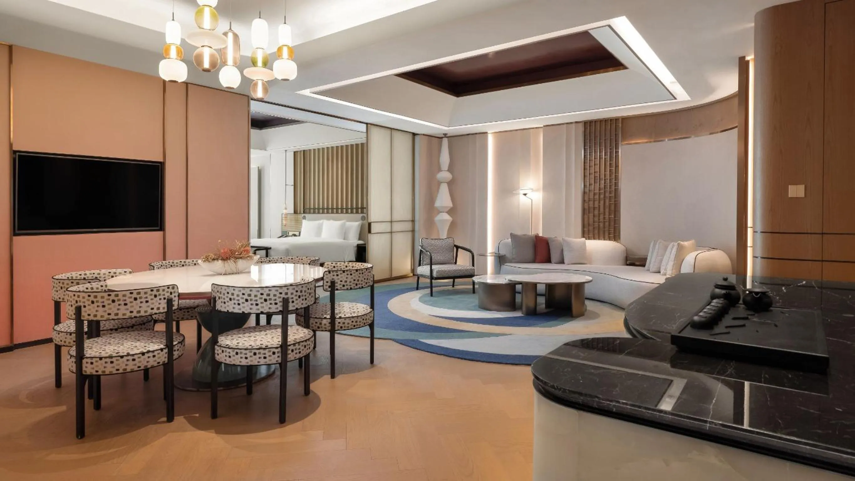 Living room in Hotel Indigo Xiamen Haicang by IHG