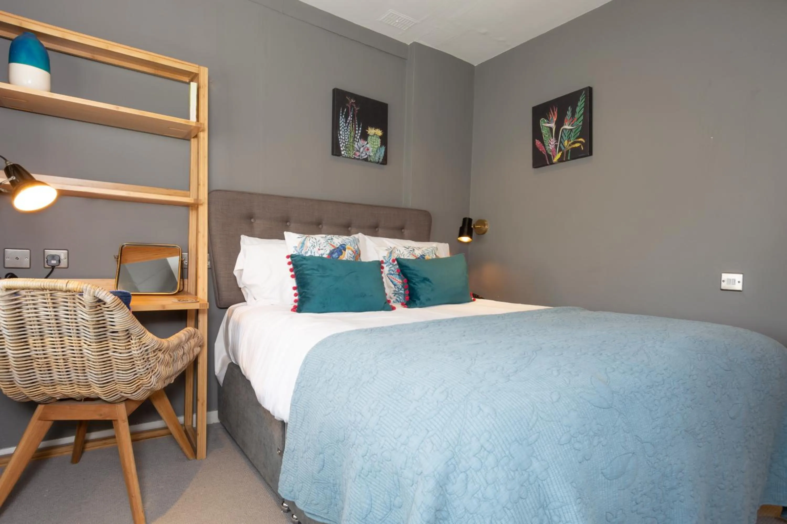 Bedroom, Bed in Jersey Arms Hotel Bicester