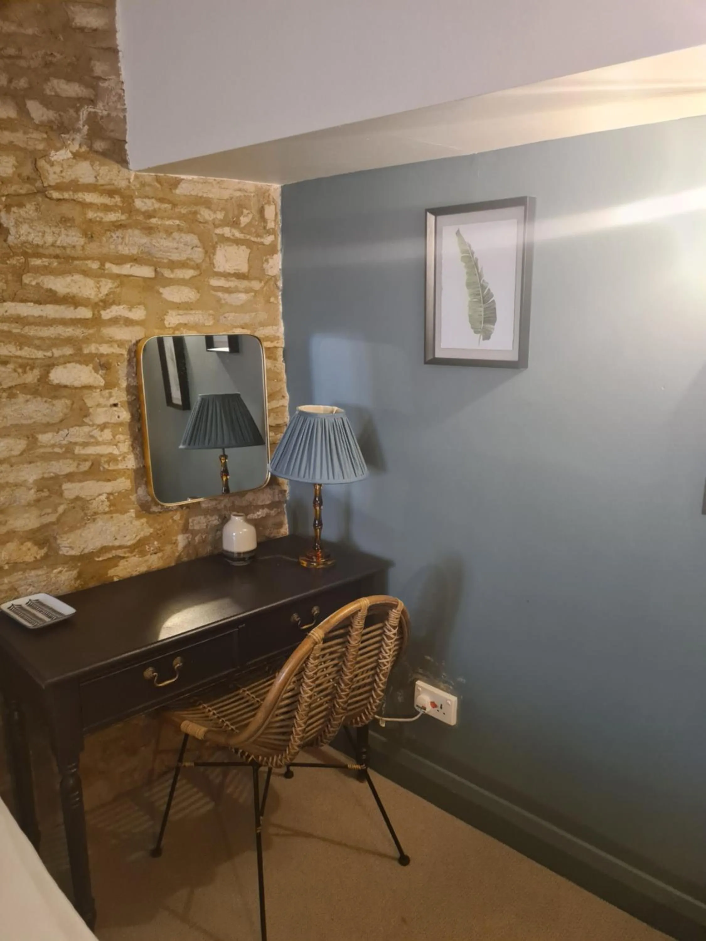 Seating area in Jersey Arms Hotel Bicester