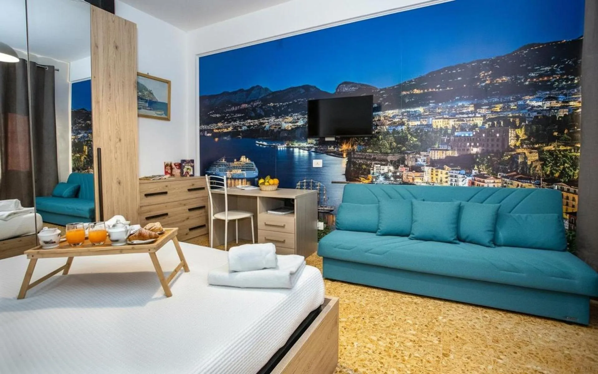 Sorrento Mahal Kita Lovely 6-Bed in Sorrento