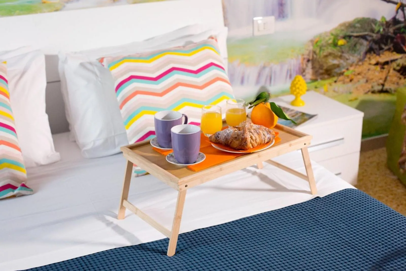 Bedroom in Sorrento Mahal Kita Lovely 6-Bed in Sorrento