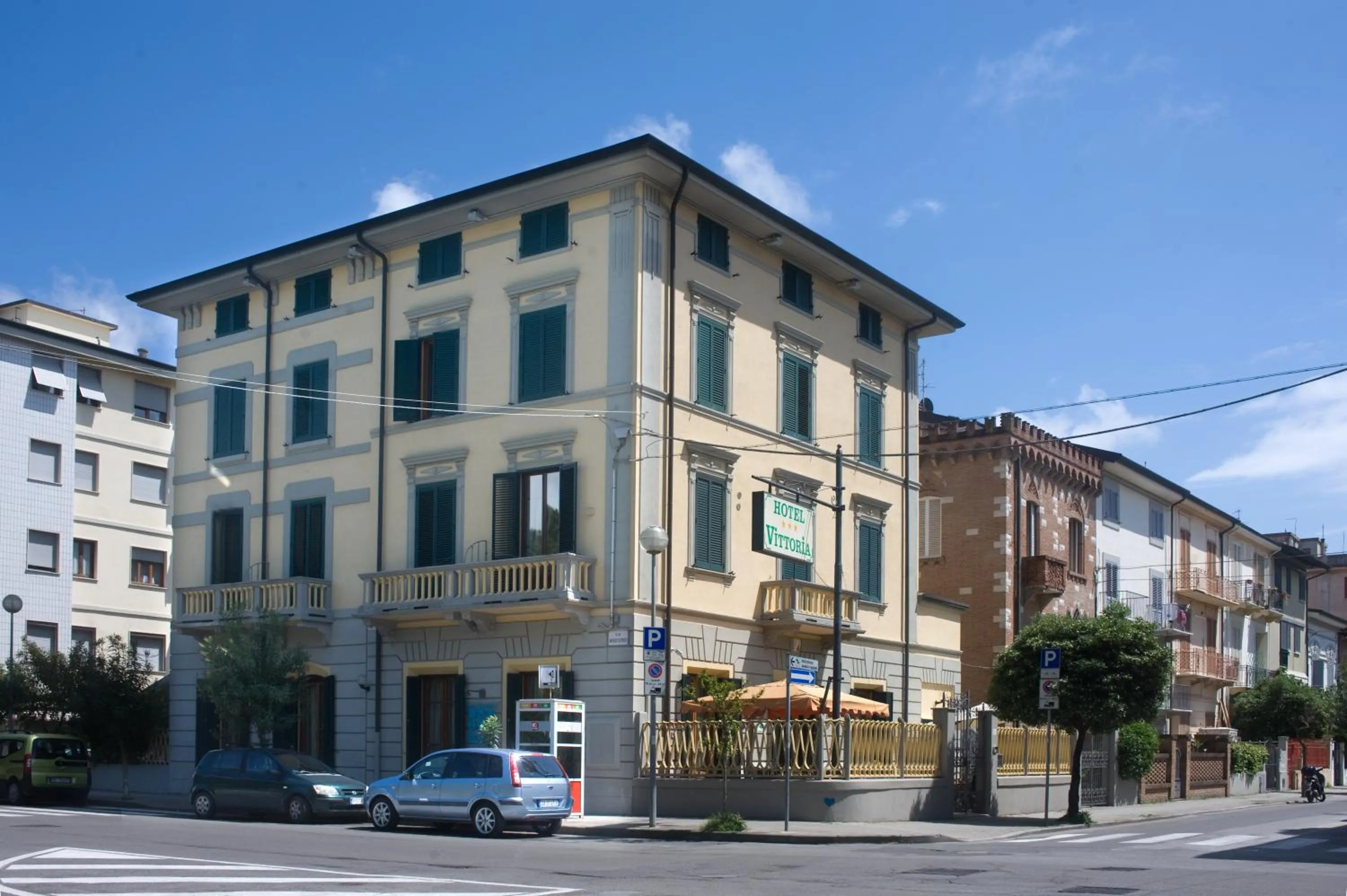 Property building in Hotel Vittoria