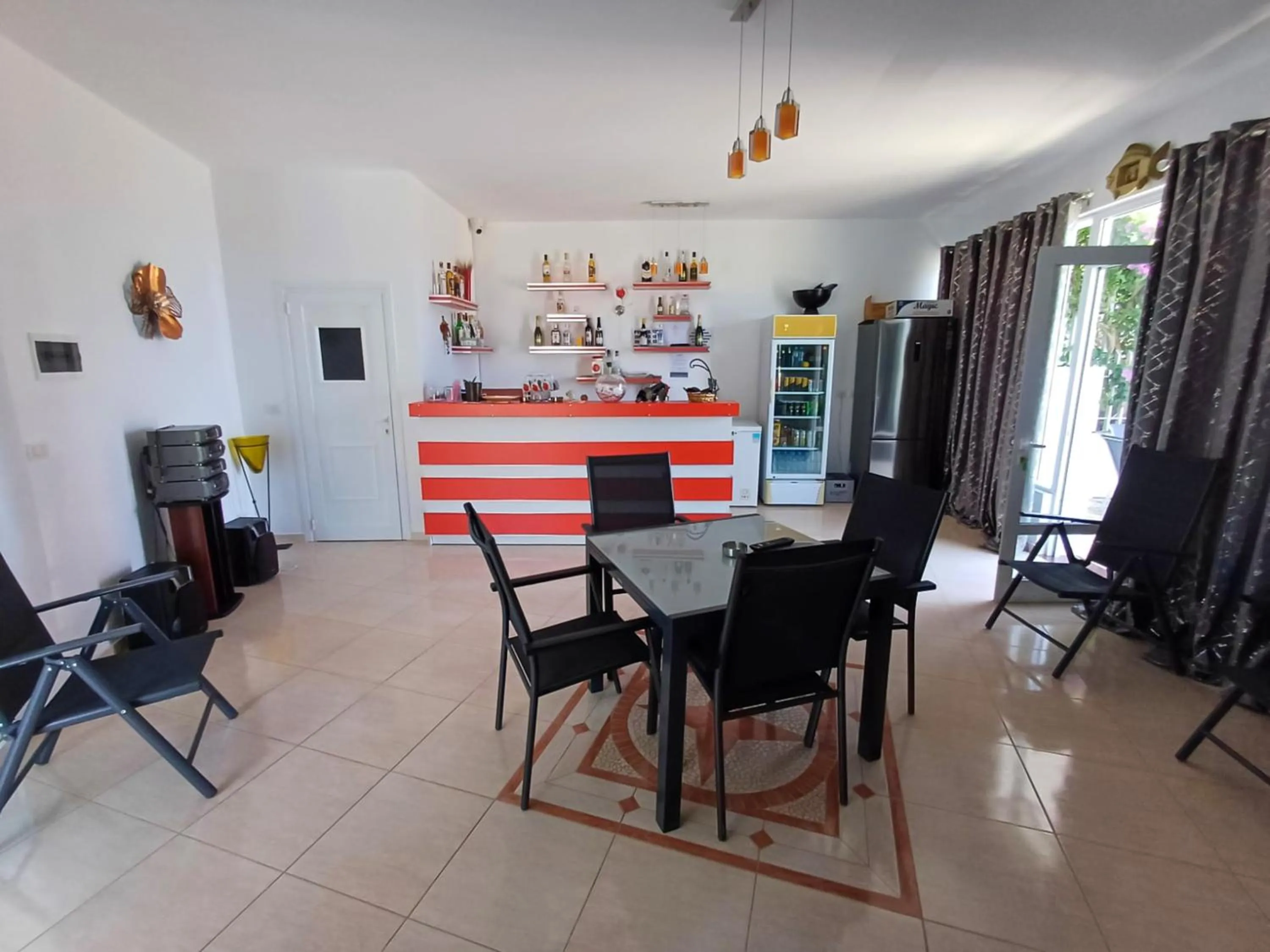 minibar in Hotel Sherifi