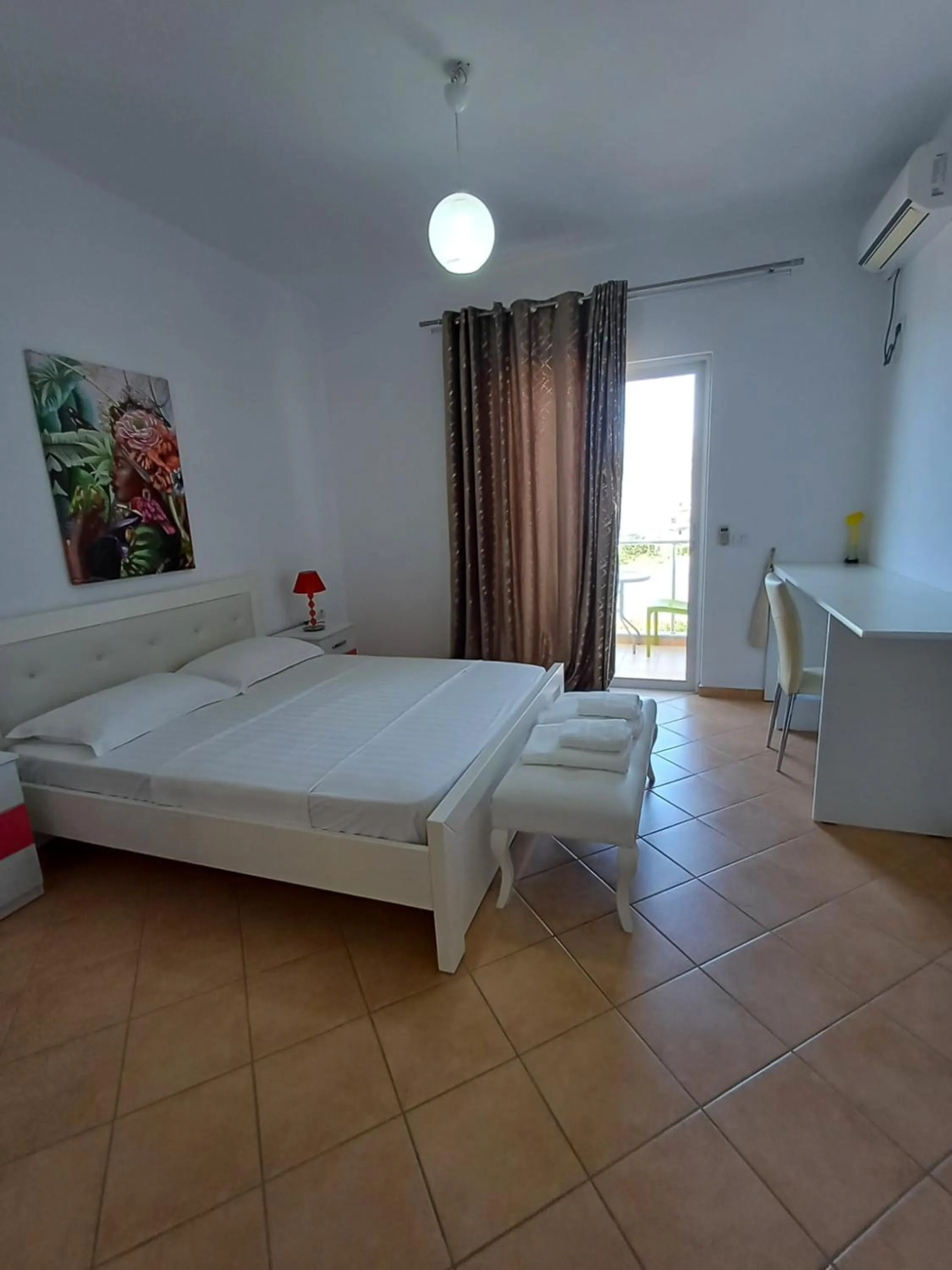 Bed in Hotel Sherifi