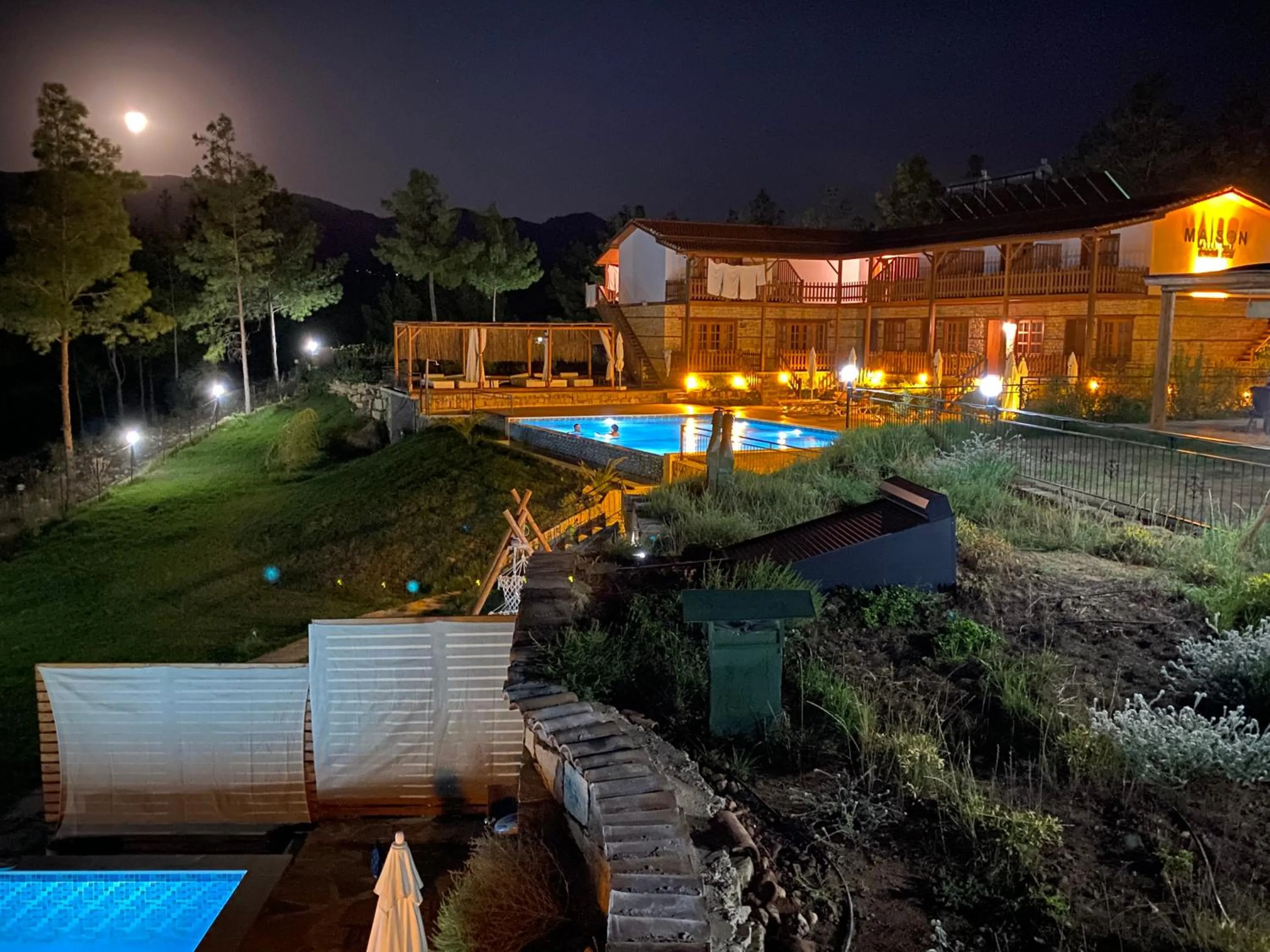 Property building in Maison Green Hill Hobbit Villas & Boutique Hotel