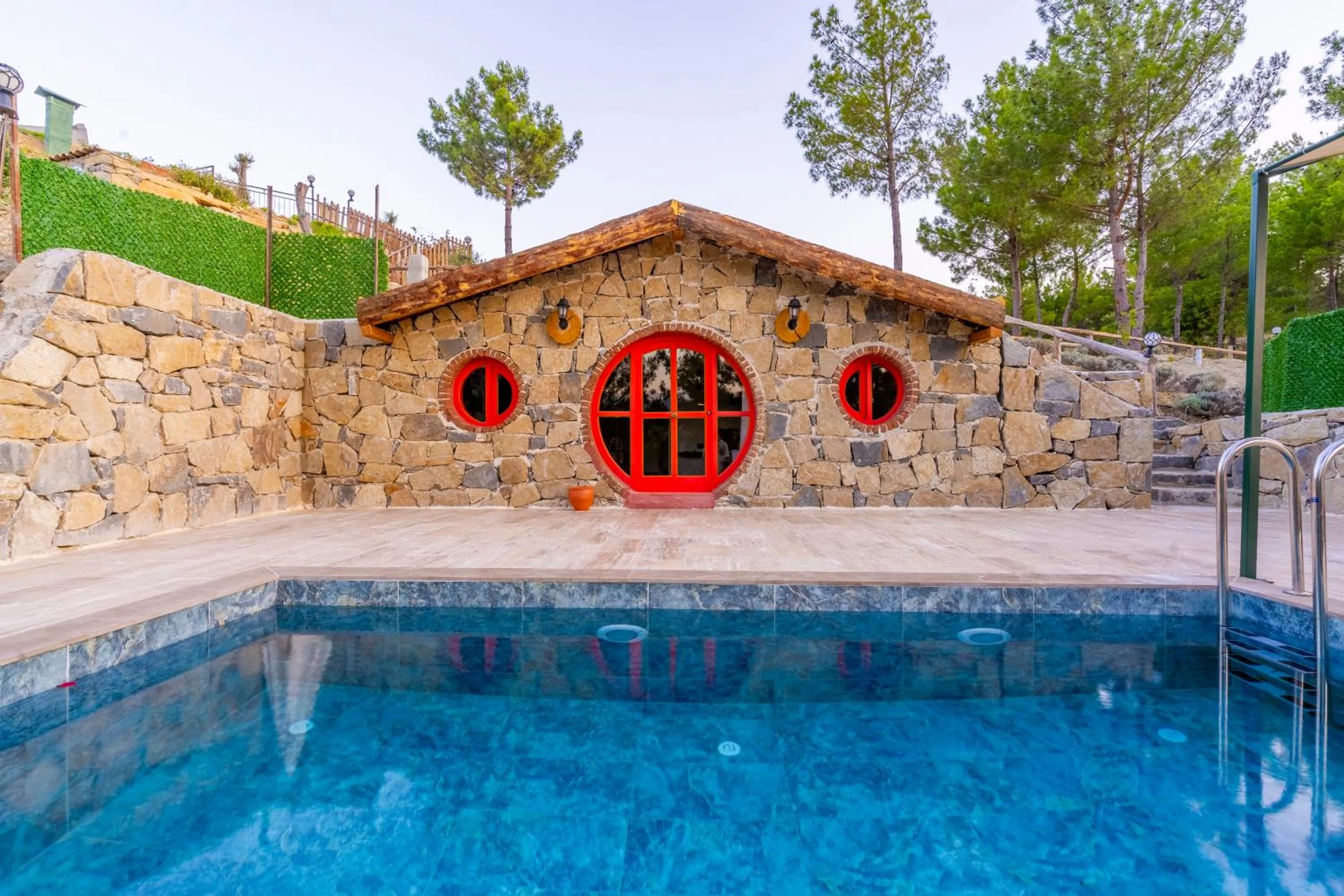 Day in Maison Green Hill Hobbit Villas & Boutique Hotel